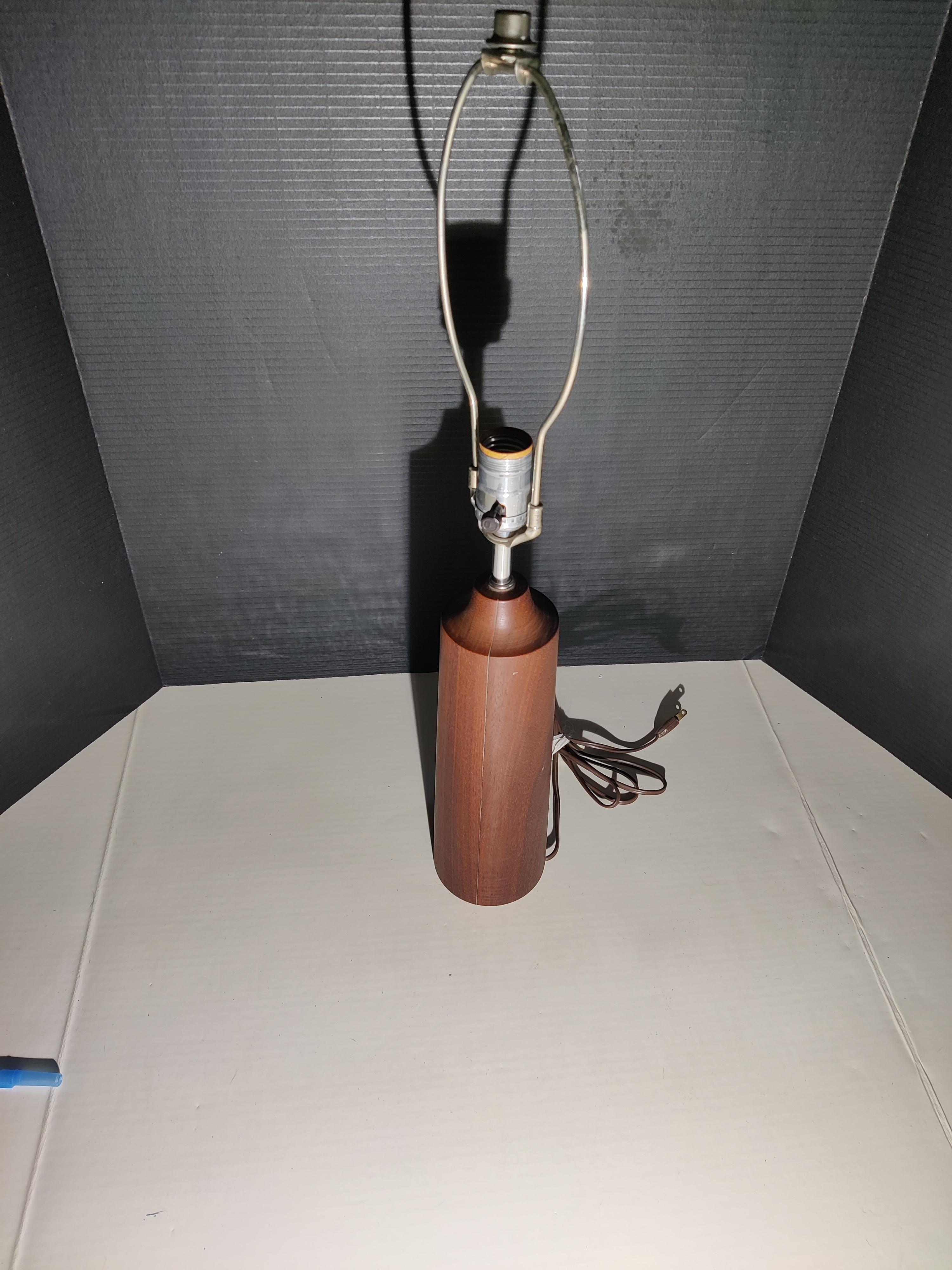 1960s cylinder shaped teak lamp For Sale 1