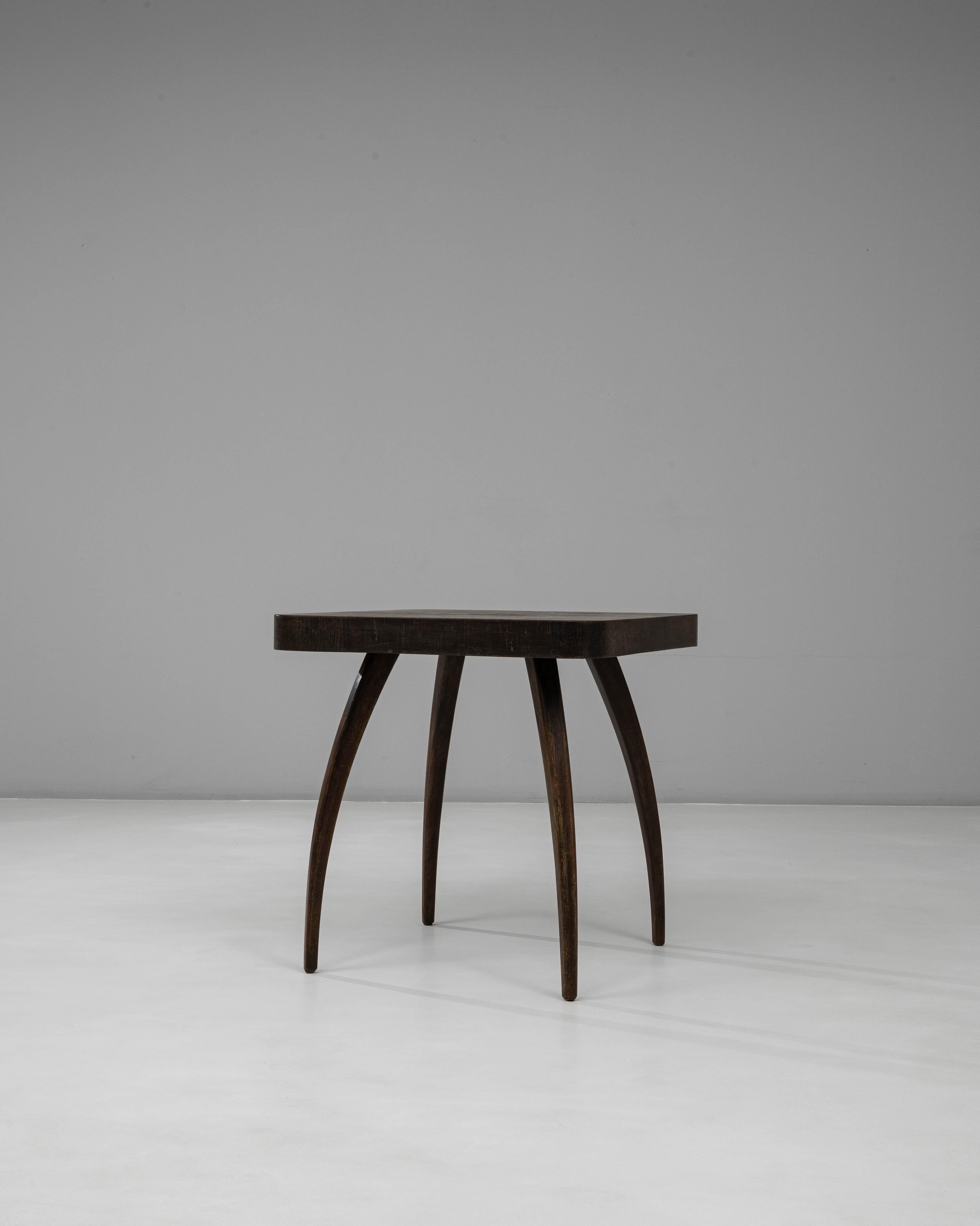 20ième siècle 1960s Czech Black Patinated Spider Table By J. Halabala en vente