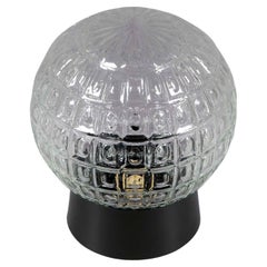 1960 - Applique tchèque en verre hachuré avec base en bakélite