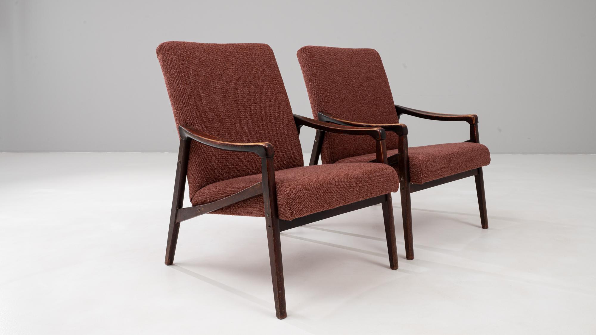 1960s Czech Pair of Upholstered Armchairs By Jiri Jiroutek en vente 5