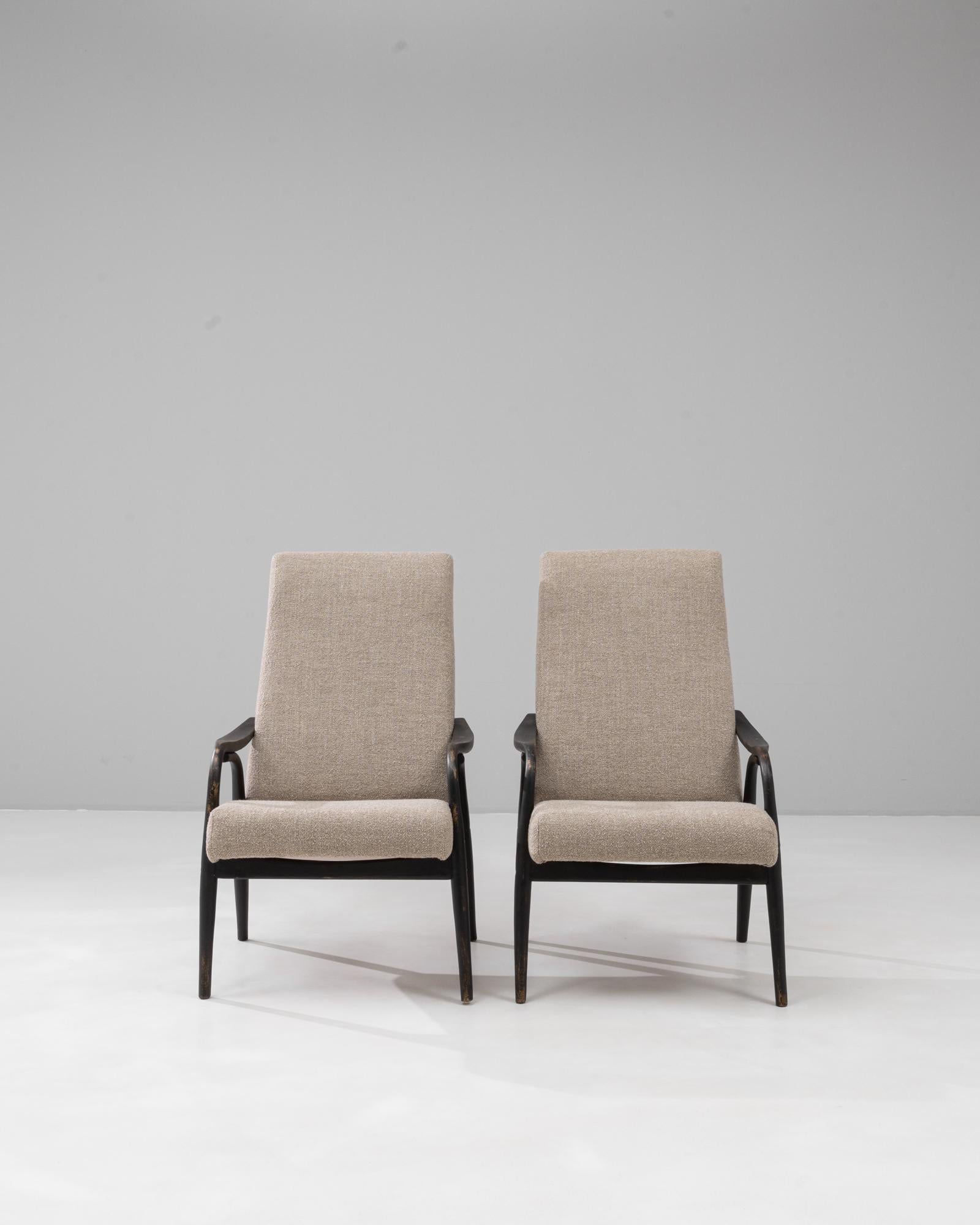 20ième siècle 1960s Czech Pair of Upholstered Armchairs By TON en vente