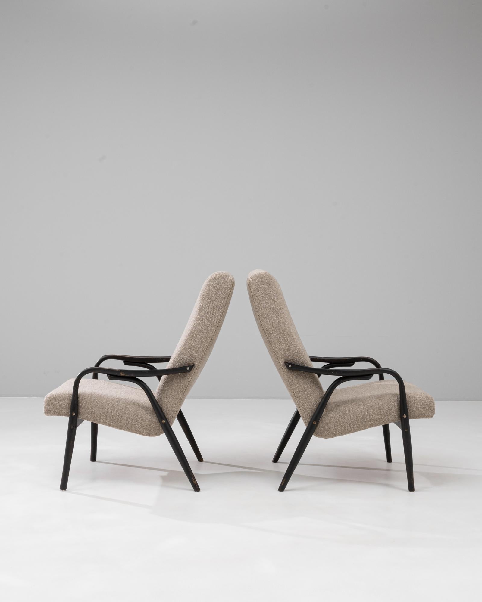 Tissu d'ameublement 1960s Czech Pair of Upholstered Armchairs By TON en vente