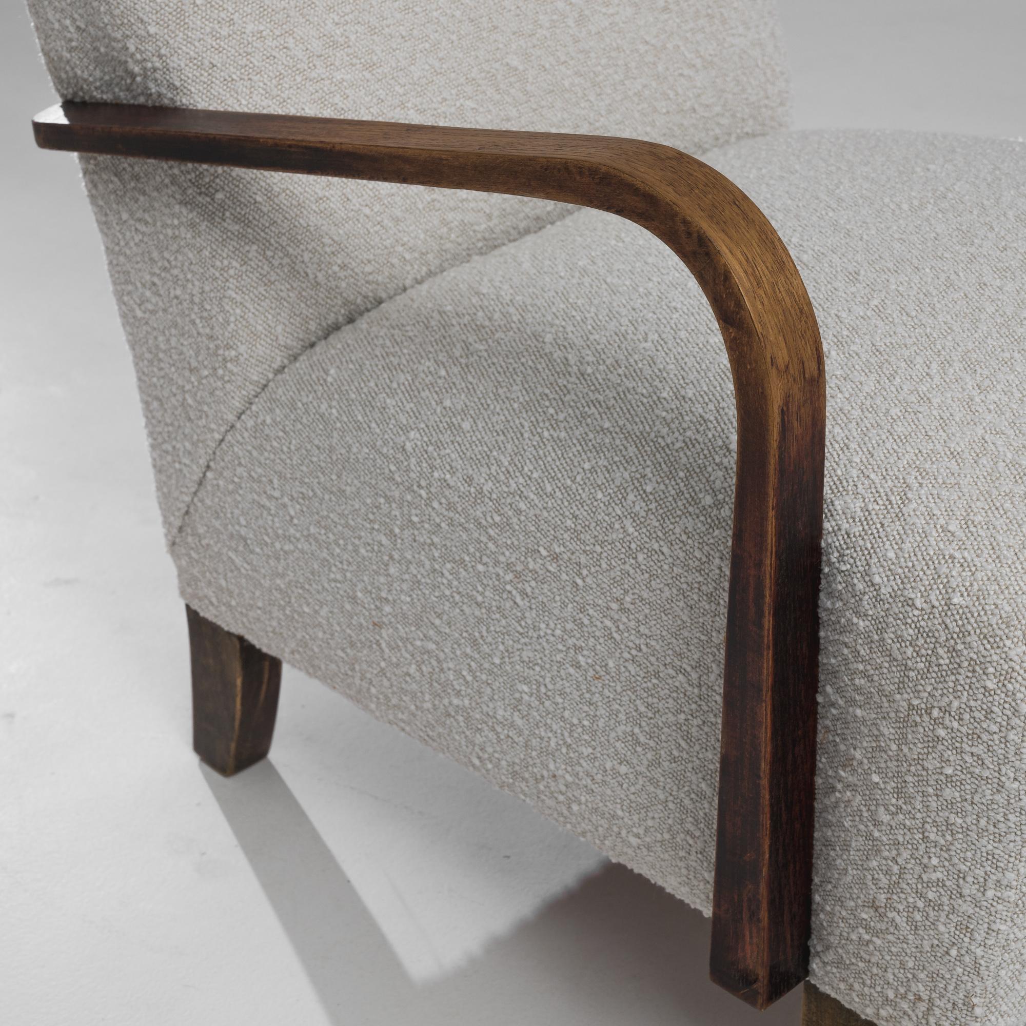 20ième siècle Fauteuil tchèque tapissé des années 1960 par J. Halabala en vente