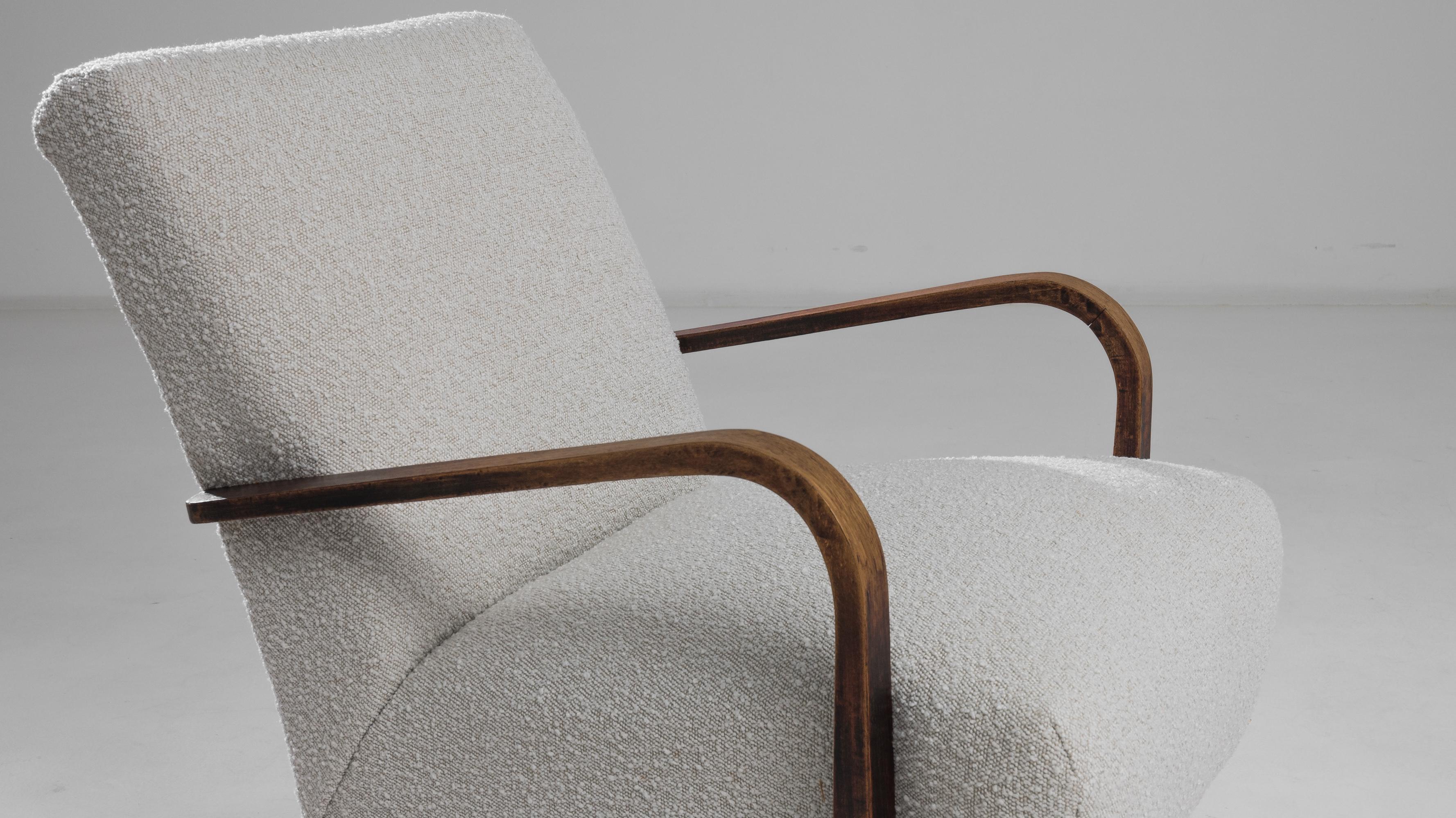 Tissu d'ameublement Fauteuil tchèque tapissé des années 1960 par J. Halabala en vente