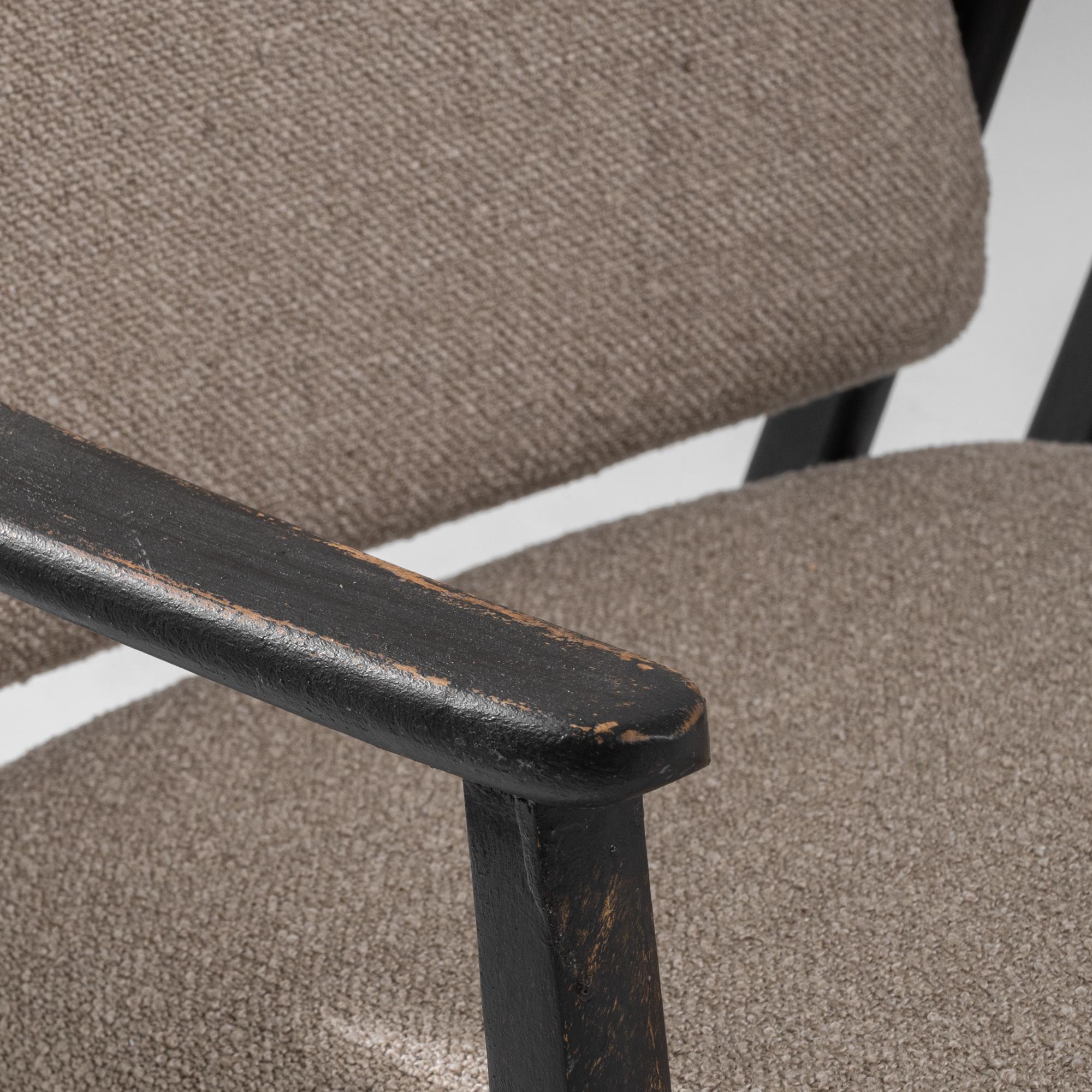 Paire de fauteuils tapissés tchèques des années 1960 en vente 6