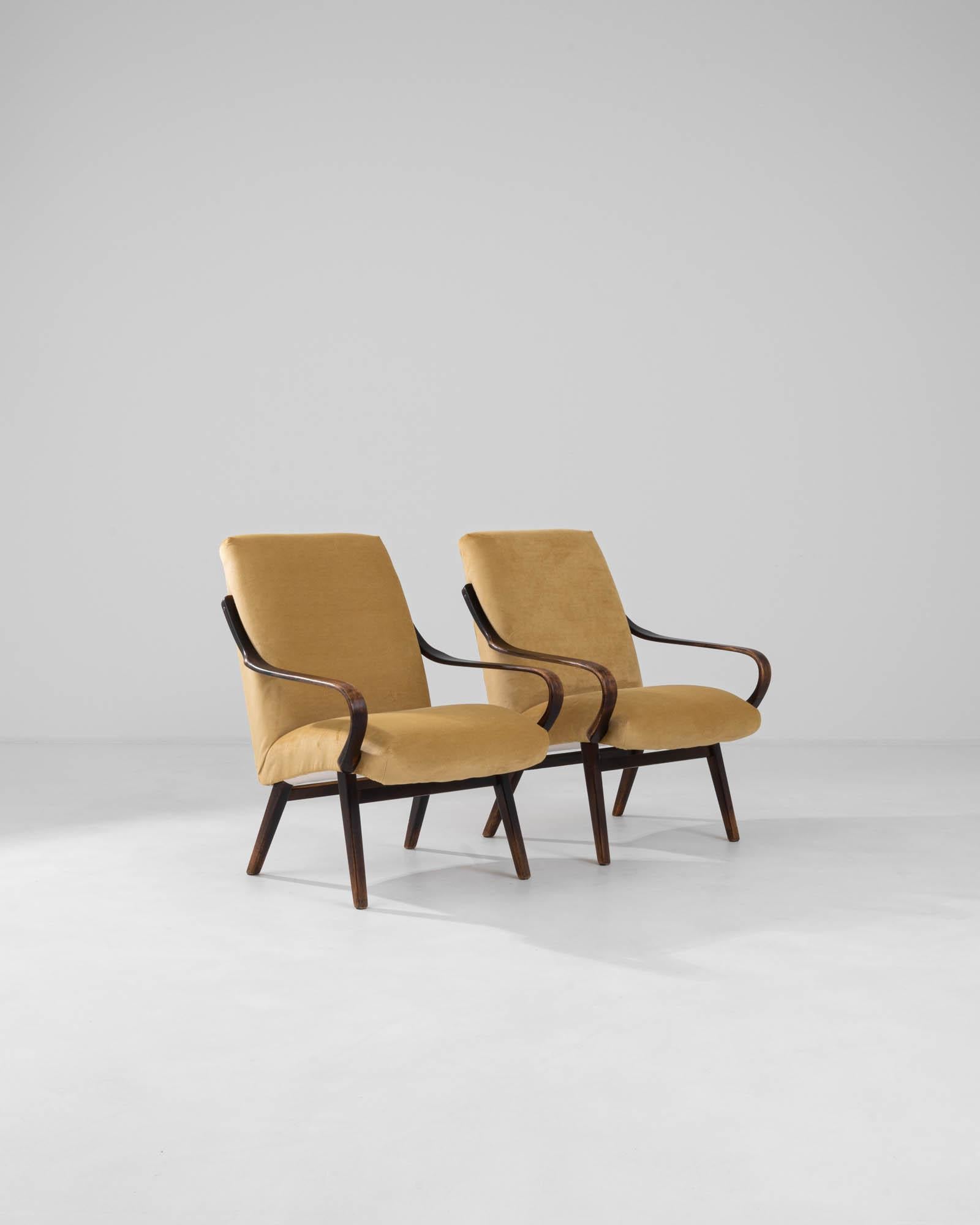 1960s Czech Upholstered Armchairs By TON, a Pair Bon état - En vente à High Point, NC