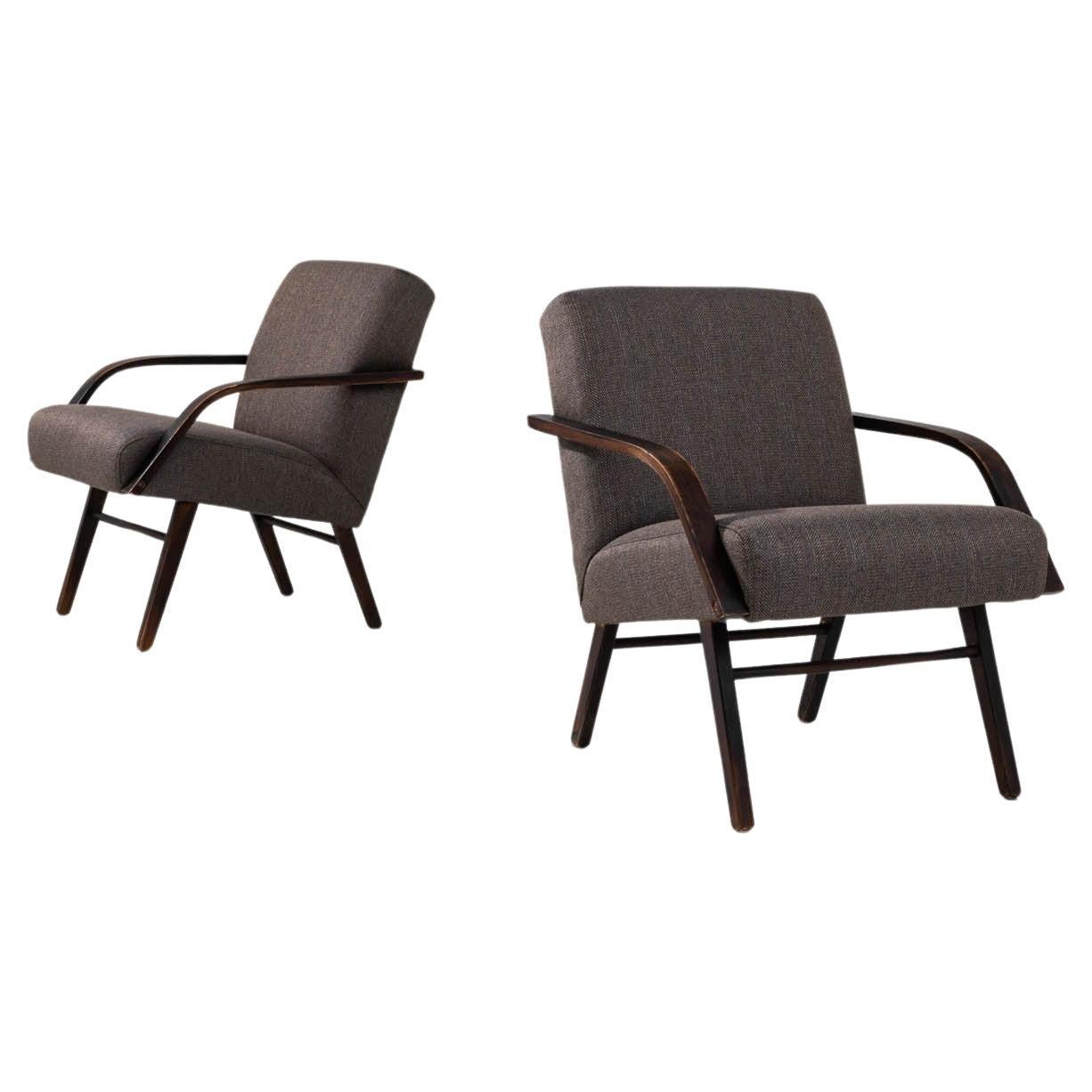 1960s Czech Upholstered Armchairs By TON, a Pair en vente