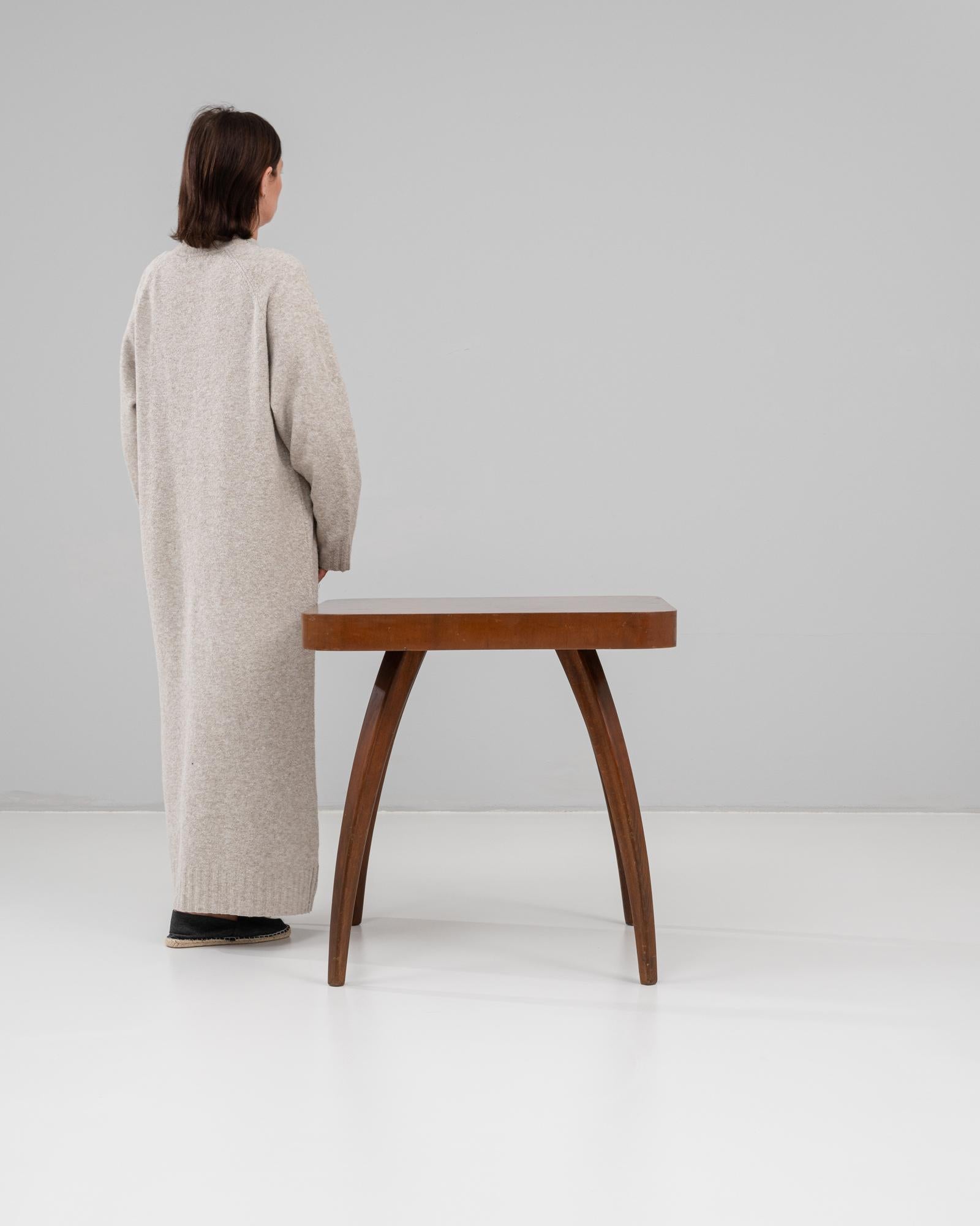 1960s Czech Walnut Spider Table By J. Halabala In Good Condition For Sale In High Point, NC