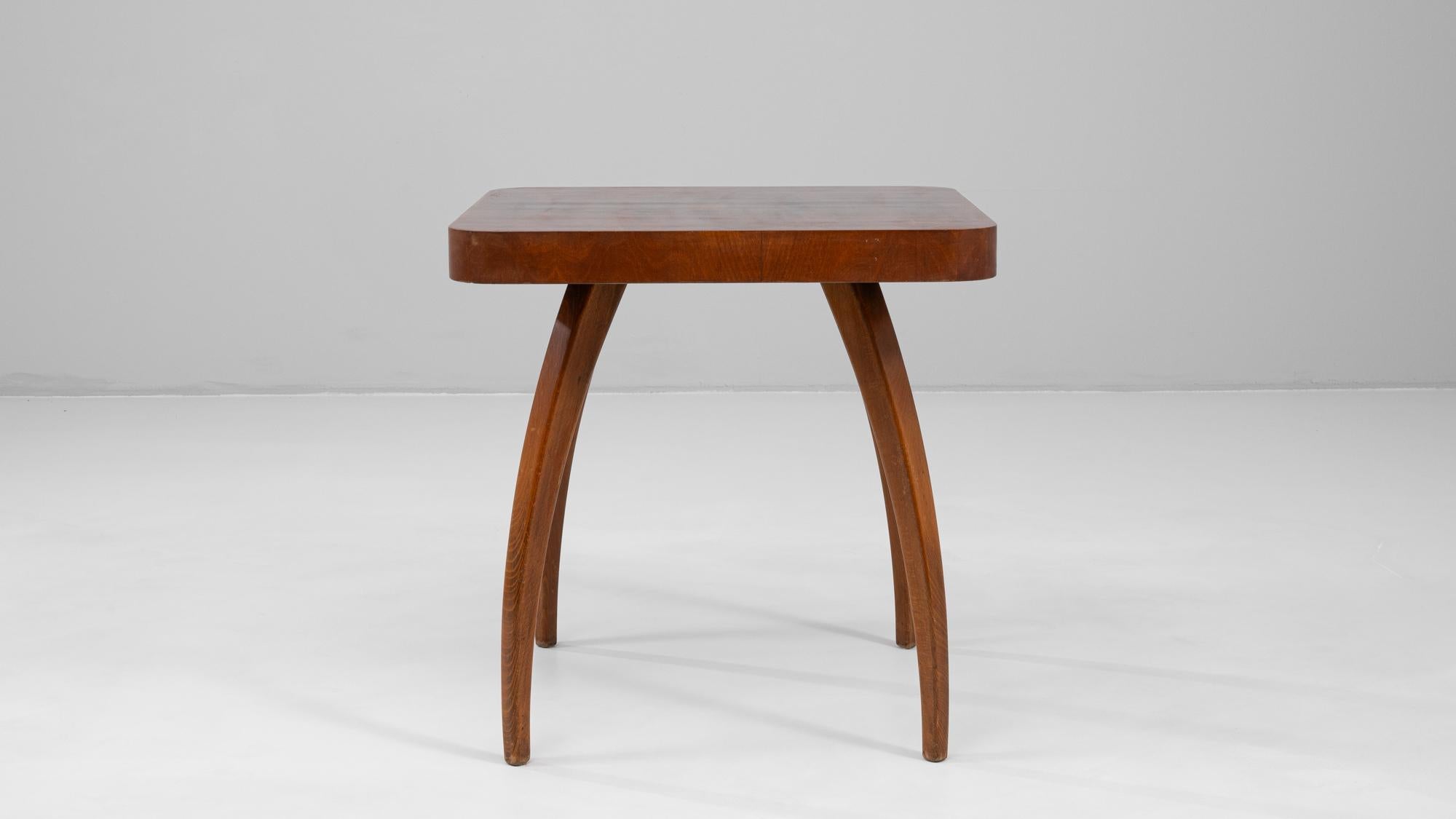 1960s Czech Walnut Spider Table By J. Halabala For Sale 2