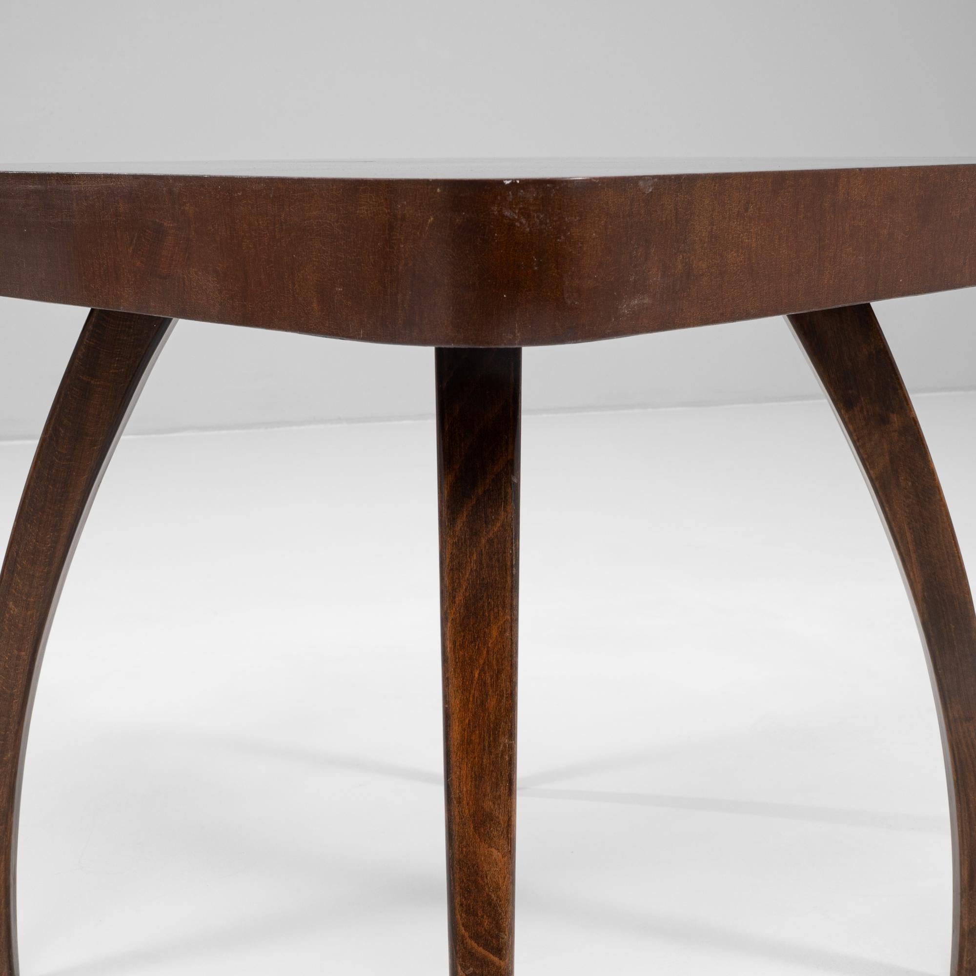 1960s Czech Walnut Spider Table By J. Halabala For Sale 5