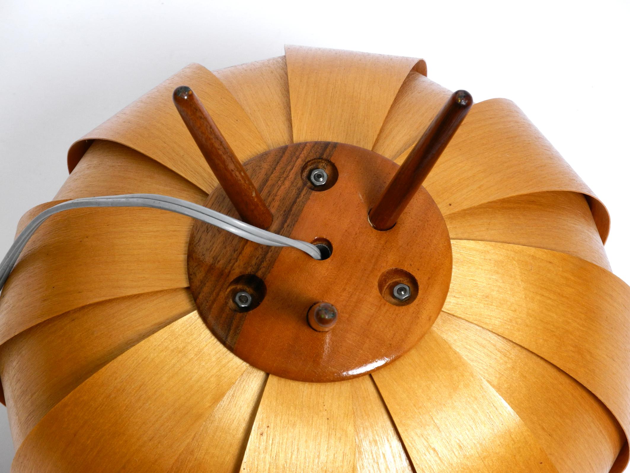 Lámpara trípode checa de chapa de madera de los años 60, de Stanislav Kučera para ÚLUV en venta 4