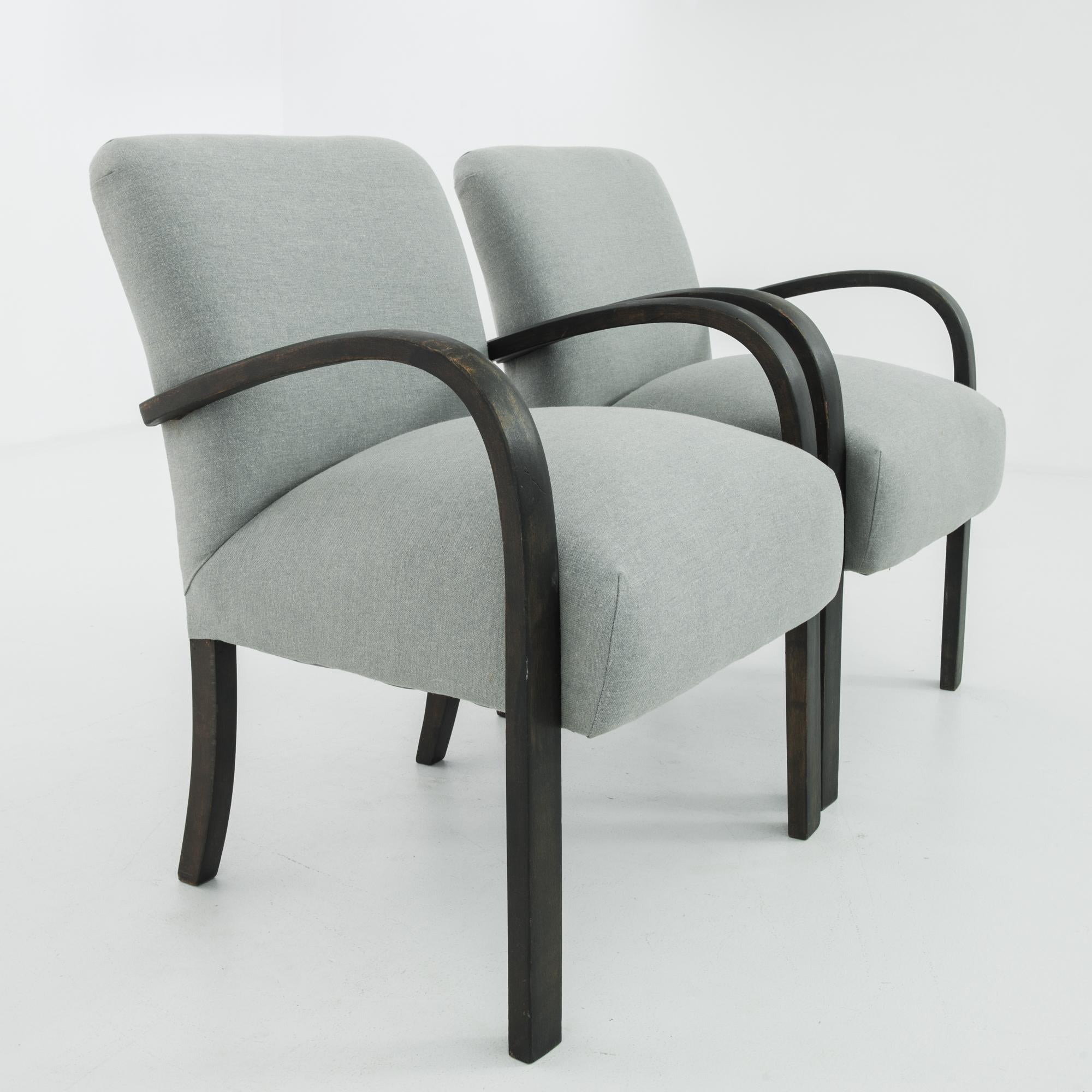 Poltrone ceche in legno del 1960, una coppia in vendita 2