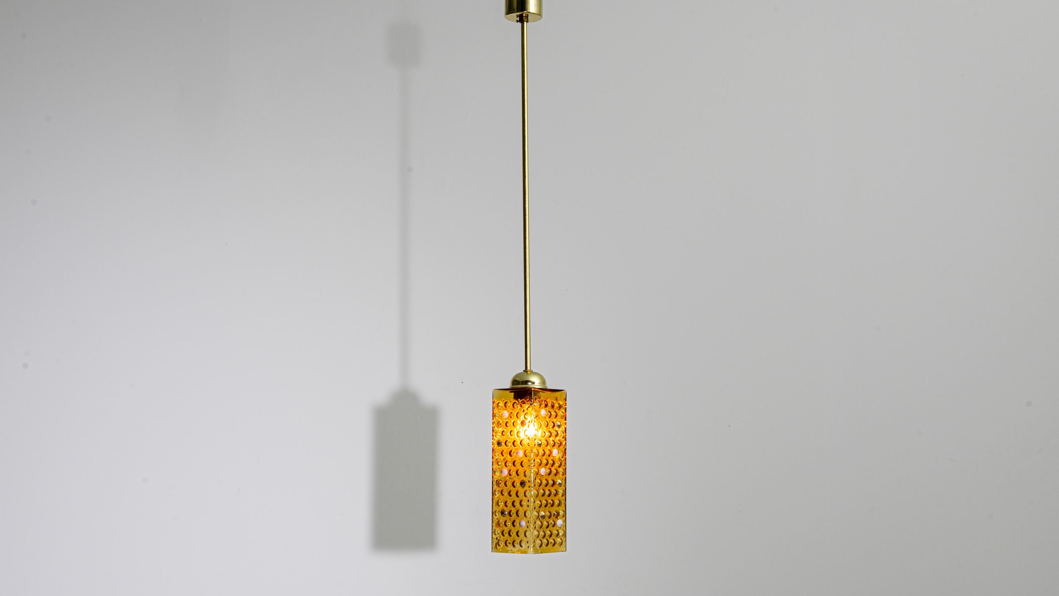 1960s Czech Yellow Brass and Glass Pendant Lamp For Sale 5