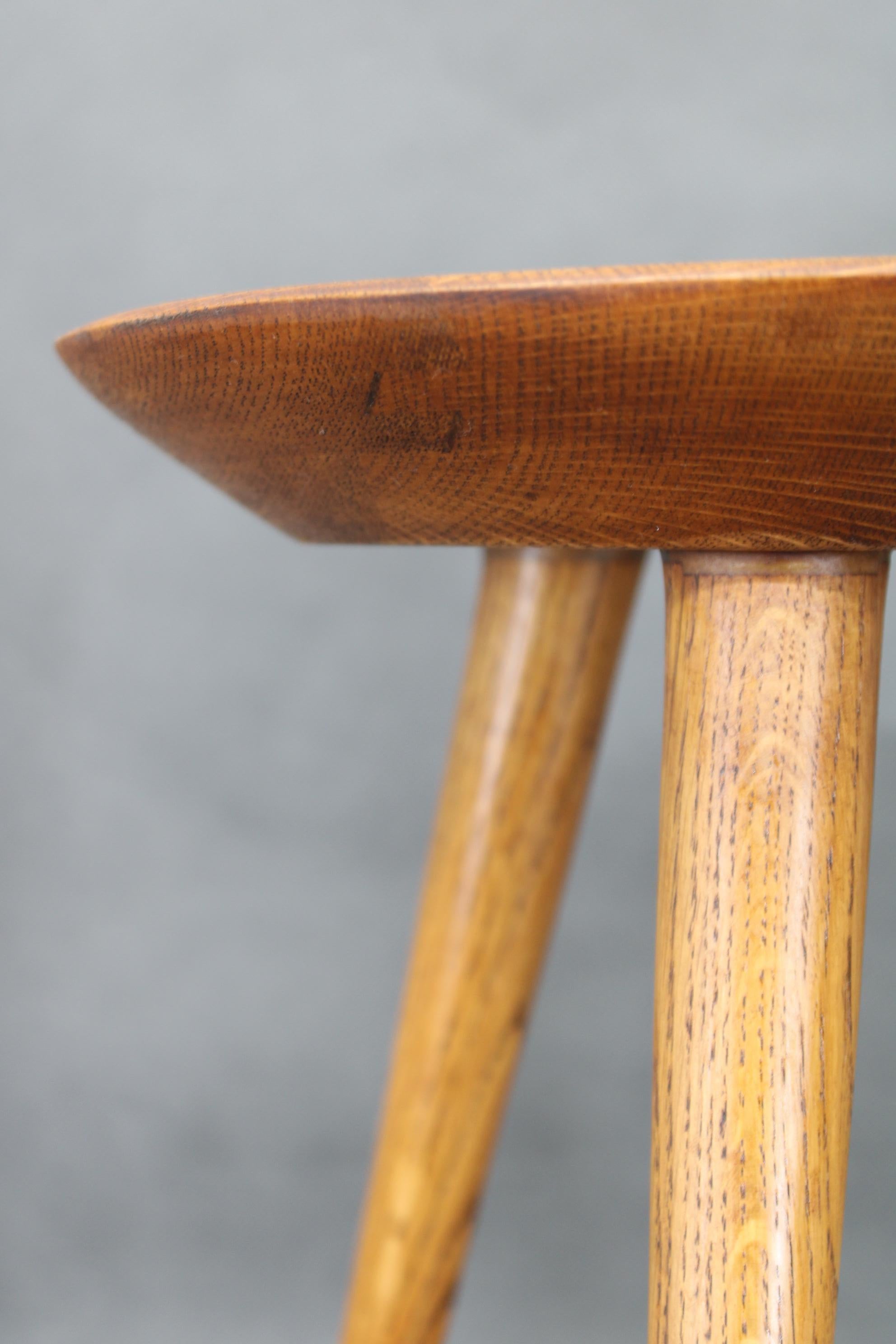 1960s Czechoslovak Oak Tripod Stools by ULUV, Restored Rustic Mid-Century Pair For Sale 2