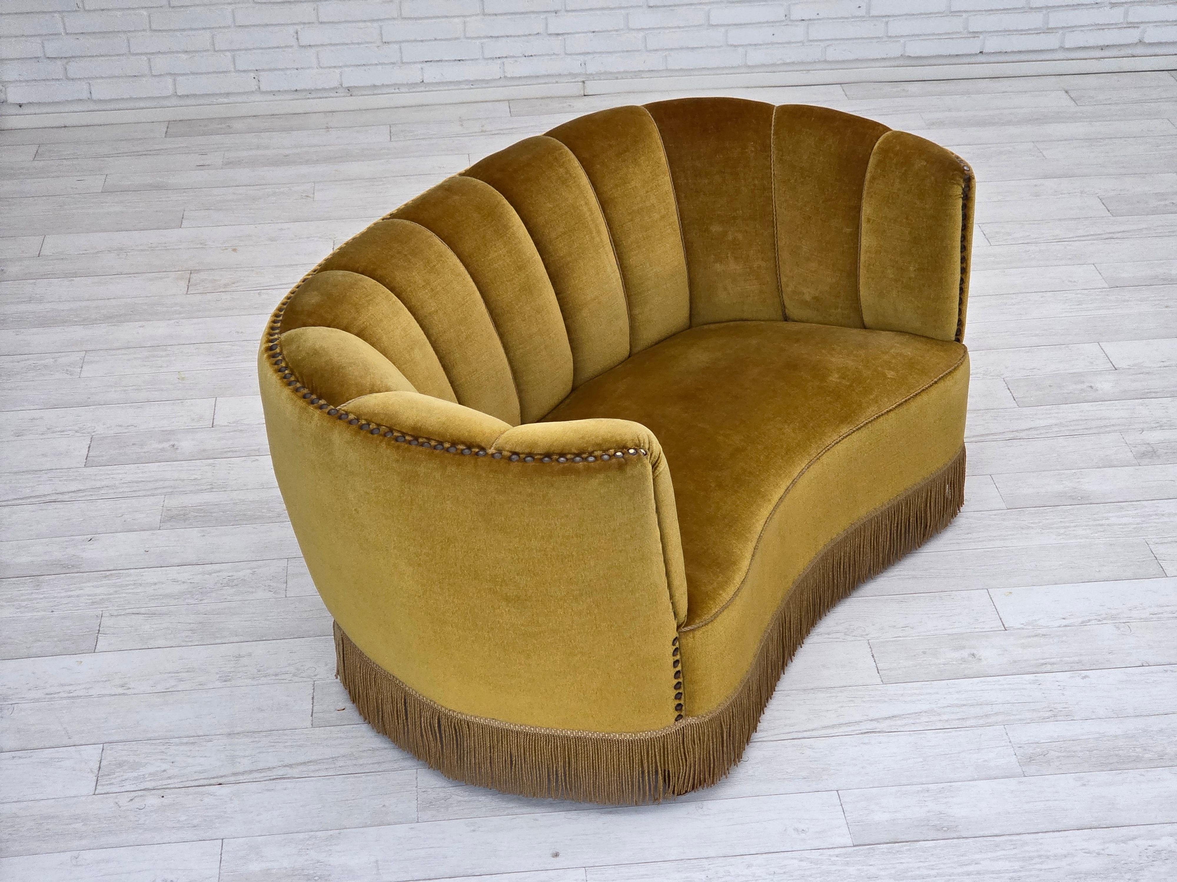 Scandinavo moderno Anni '60, divano danese a 2 posti 