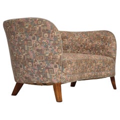Divano danese a 2 posti "Banan", anni '60, ottime condizioni, tessuto jacquard.