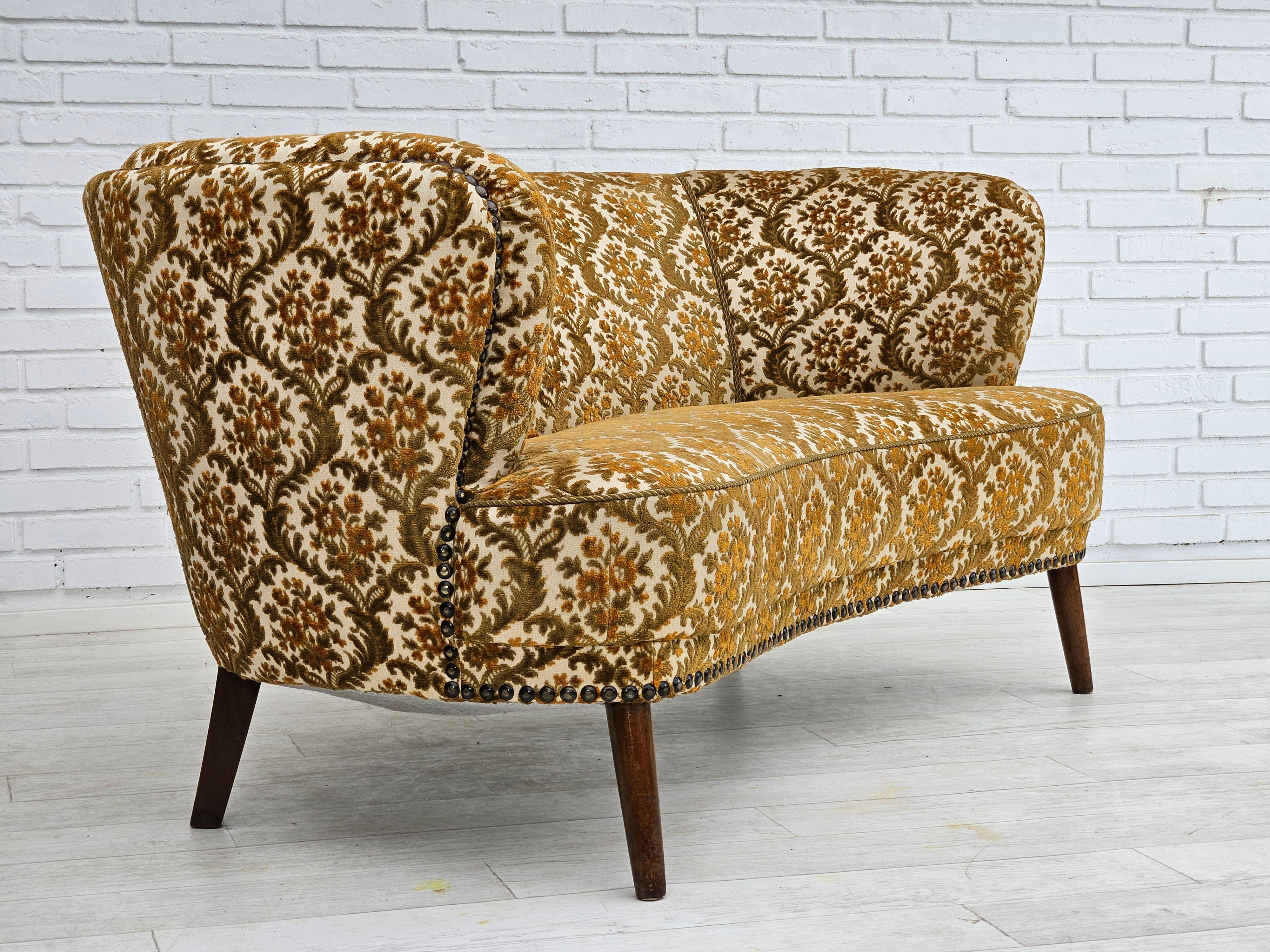 Scandinave moderne Années 1960, canapé danoisanana à 2 places, état d'origine, tissu de meuble en vente