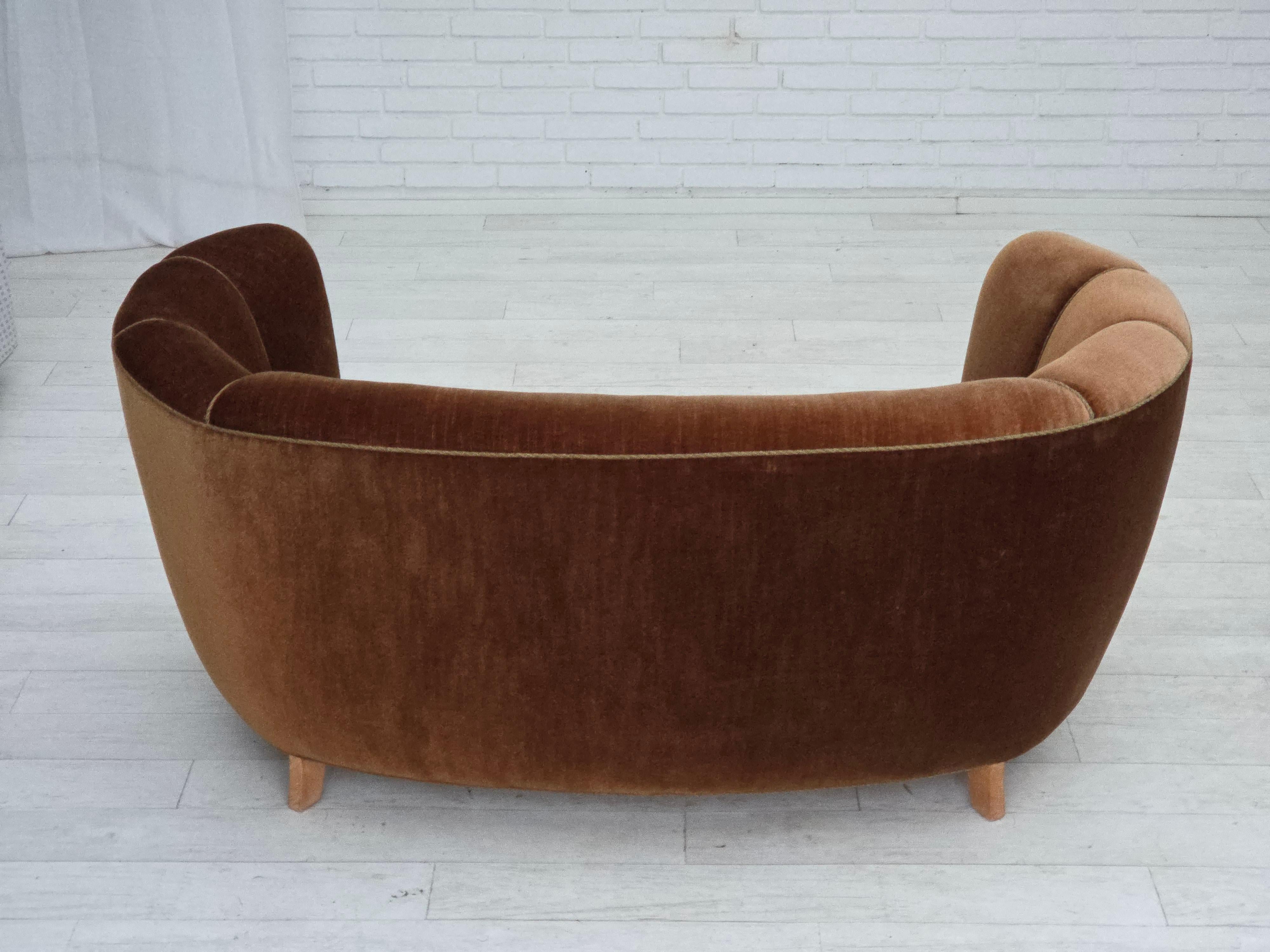 1960s, Danish 2-seater curved sofa, brown furniture velour. For Sale 4