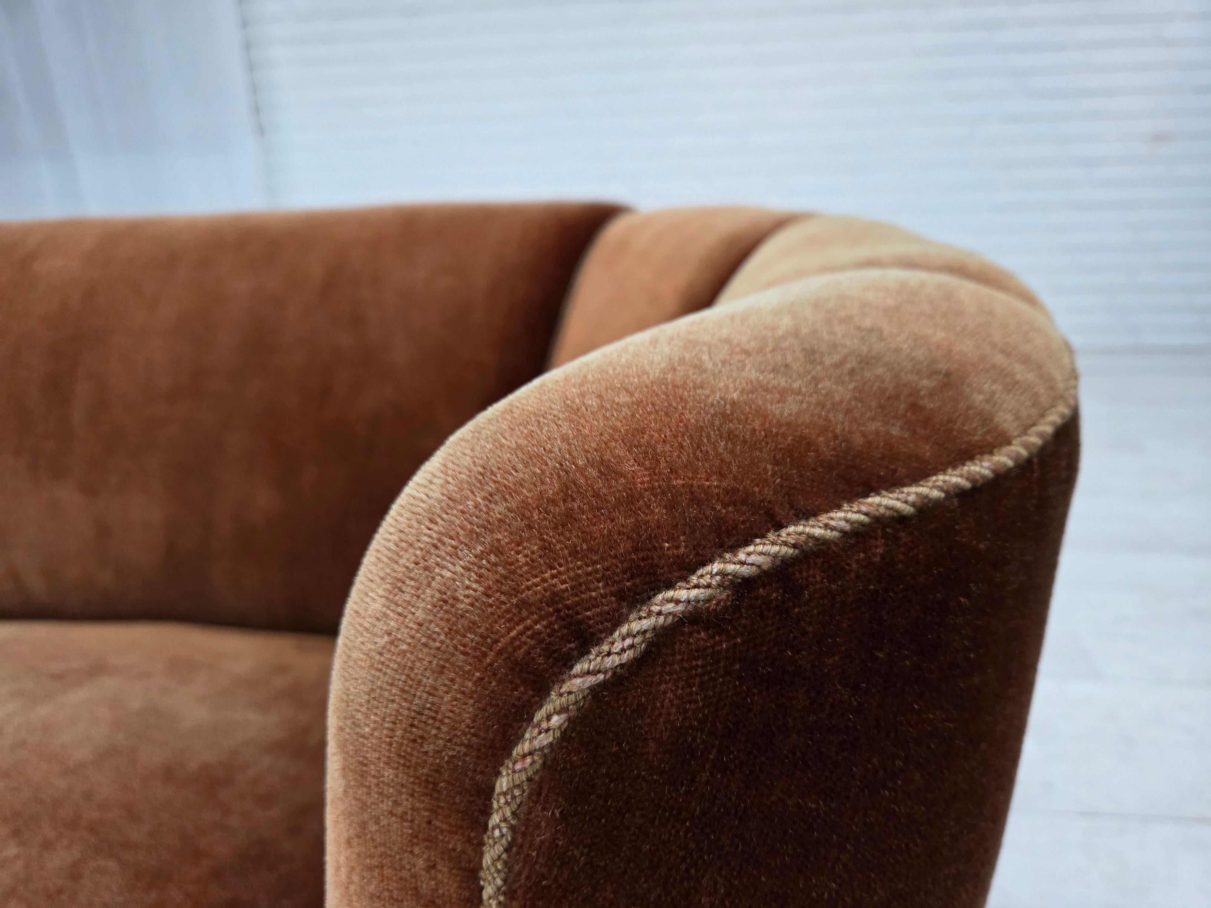 1960s, Danish 2-seater curved sofa, brown furniture velour. For Sale 9