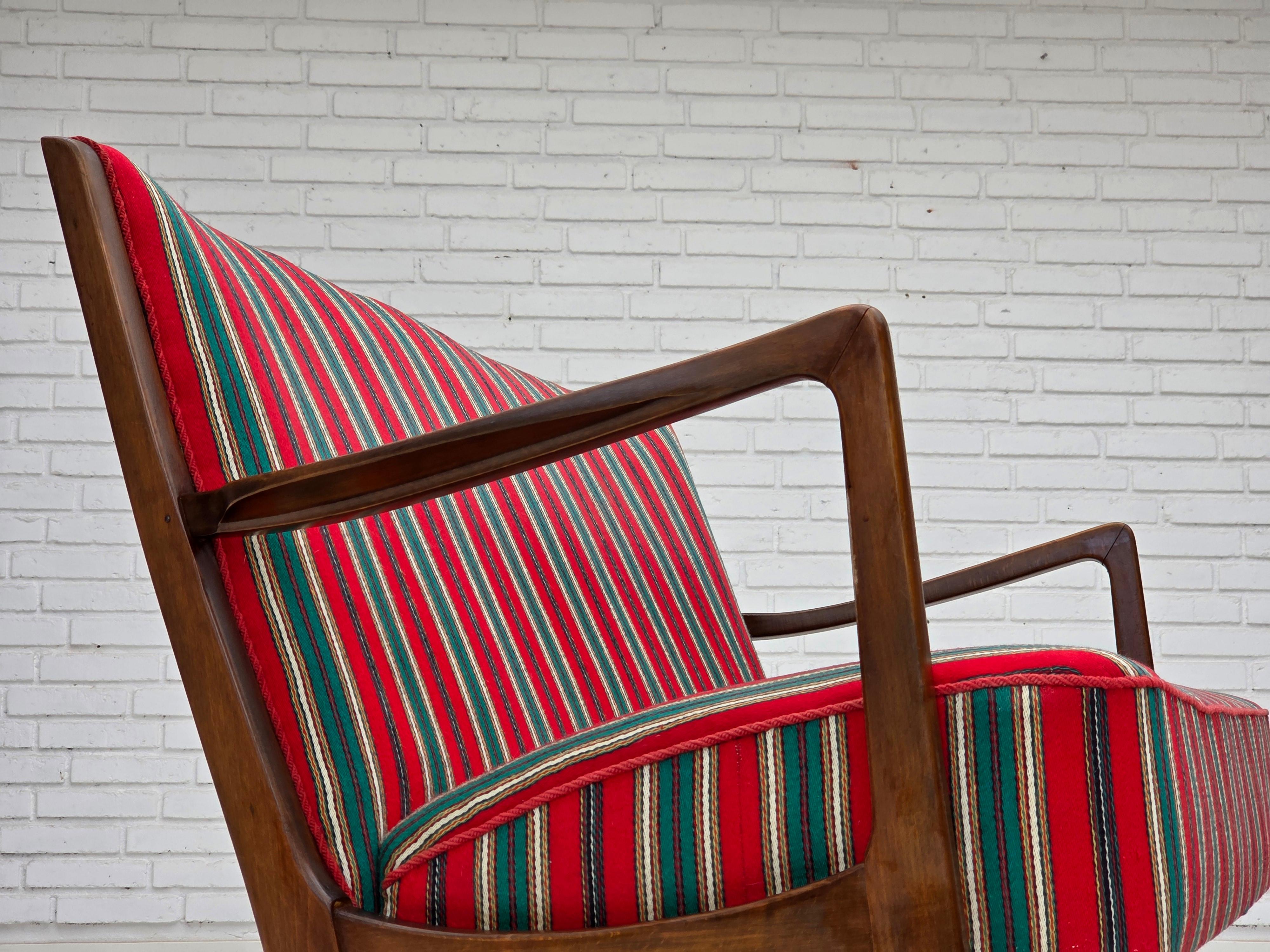 1960s, Danish 2-seater sofa by Fritz Hansen, furniture wool, original condition. For Sale 8