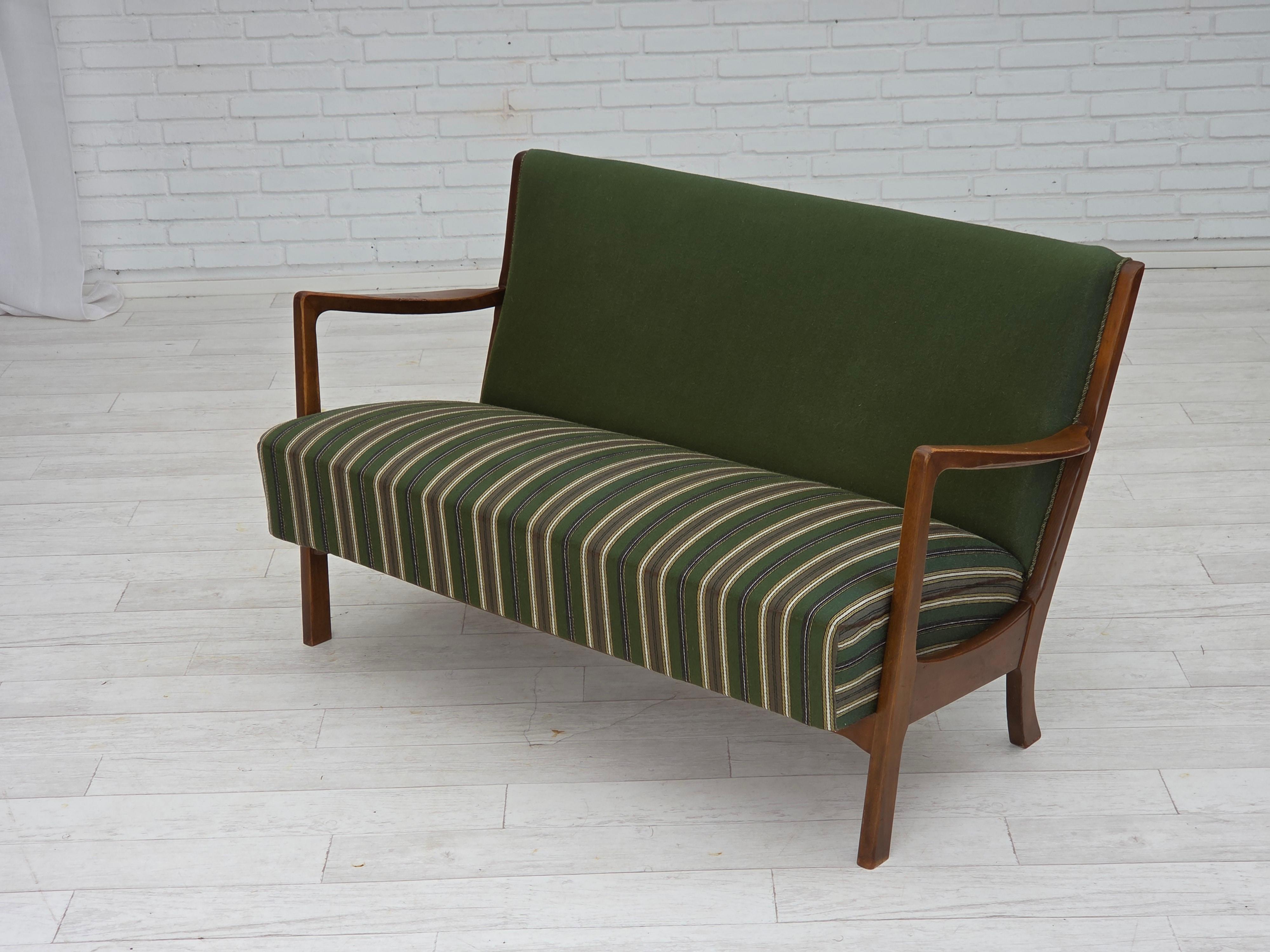 1960s, Danish 2-seater sofa, furniture wool, beech wood, original. For Sale 8