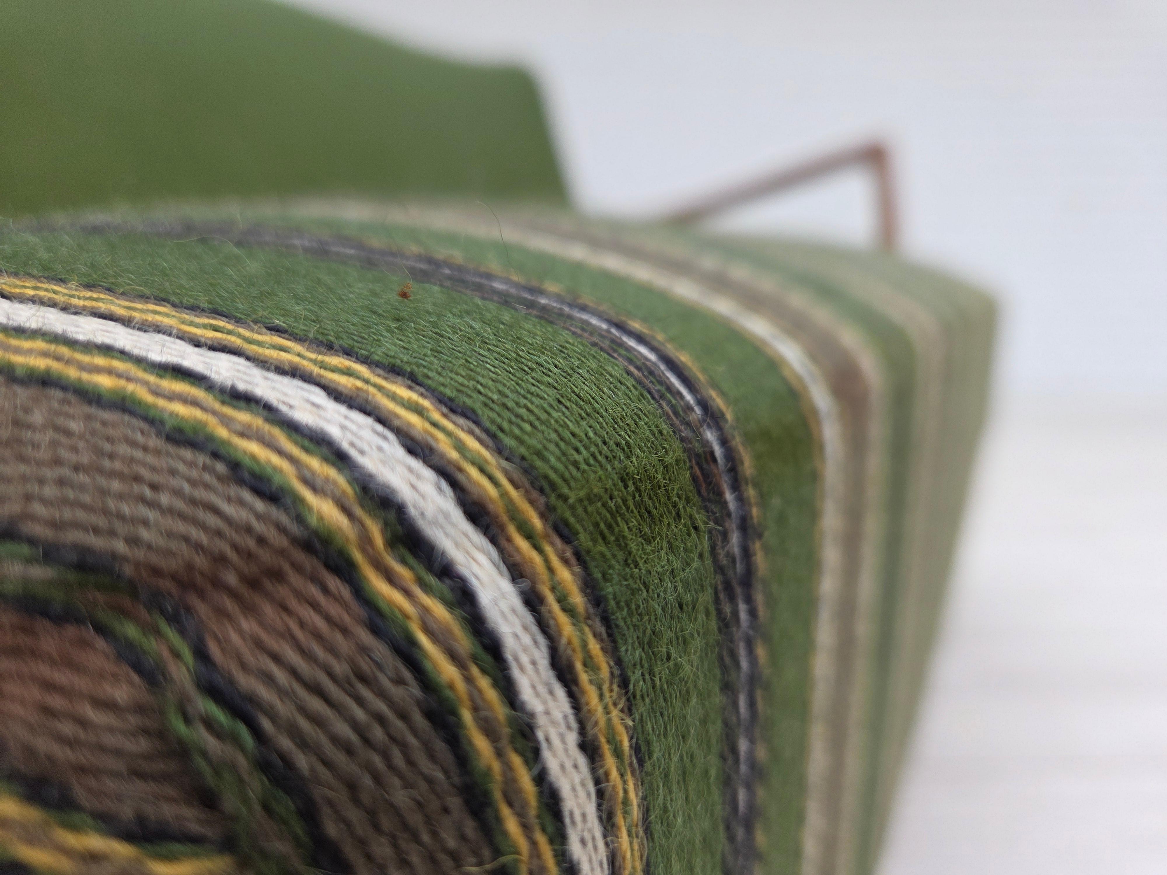 1960s, Danish 2-seater sofa, furniture wool, beech wood, original. For Sale 9