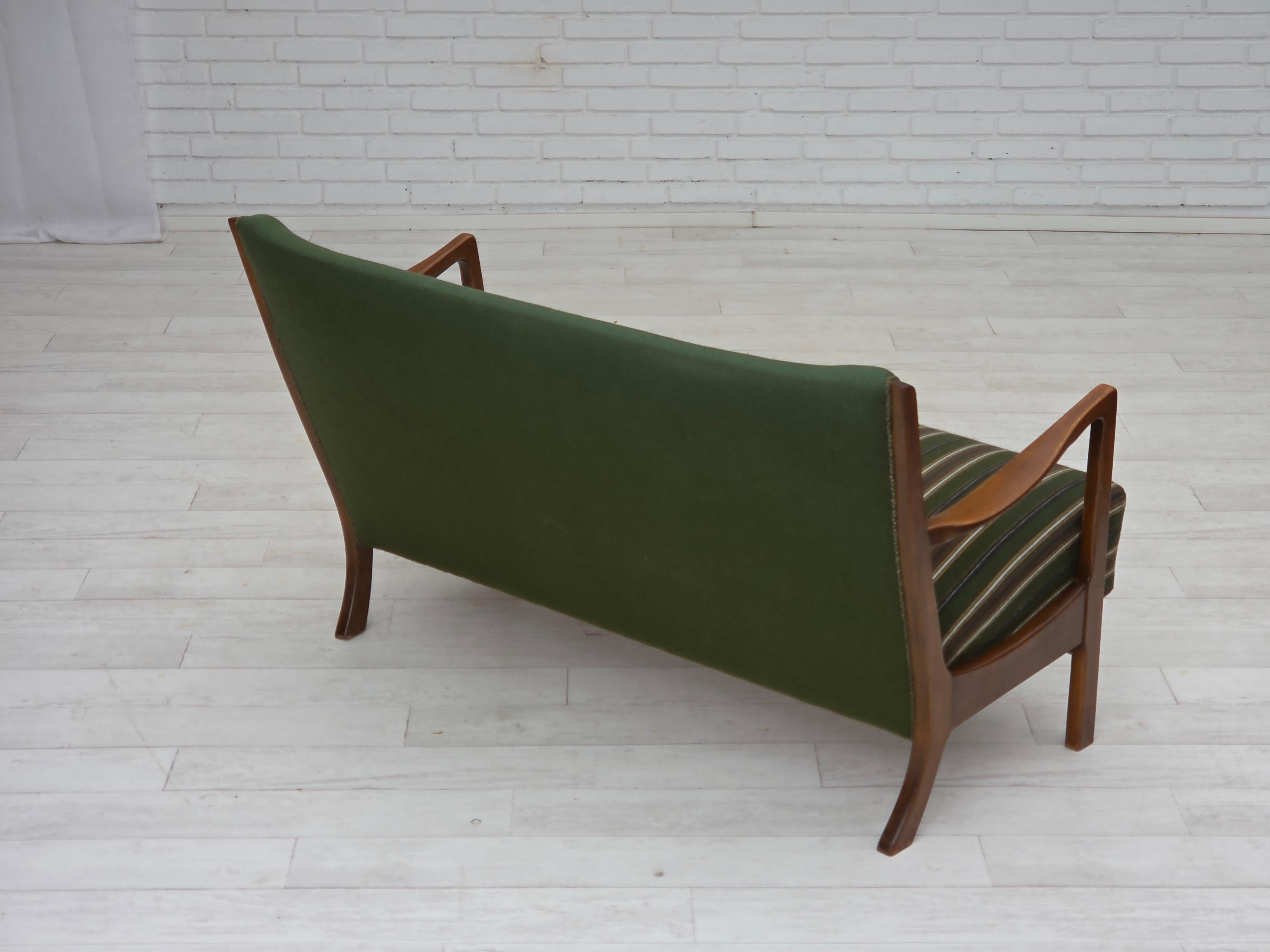 1960s, Danish 2-seater sofa, furniture wool, beech wood, original. For Sale 11