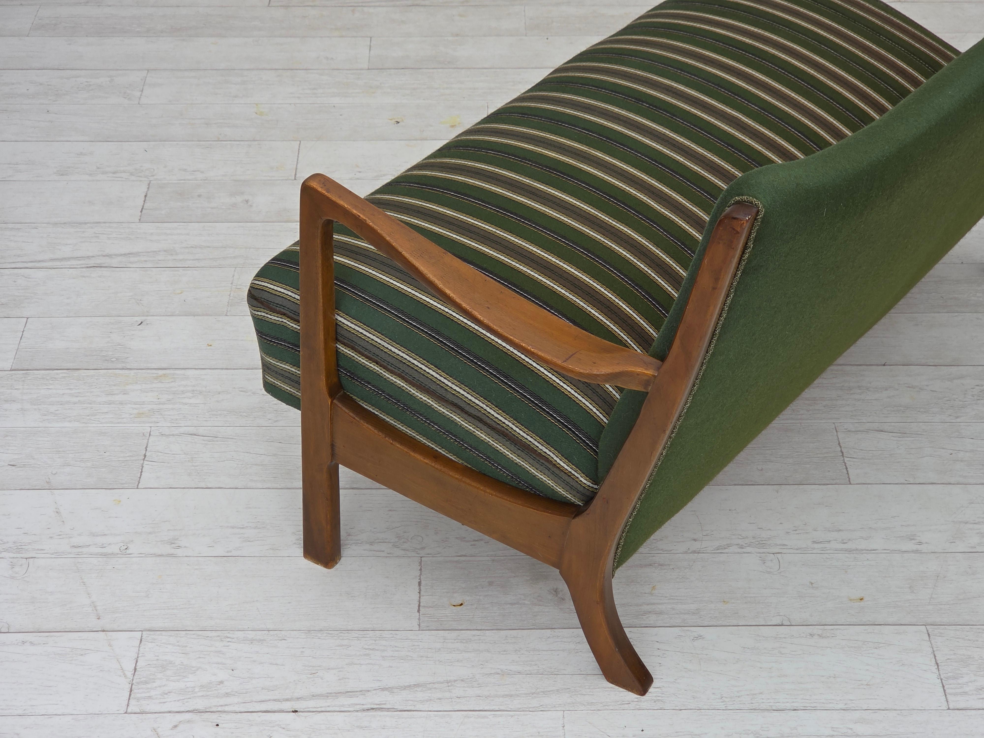 1960s, Danish 2-seater sofa, furniture wool, beech wood, original. For Sale 13