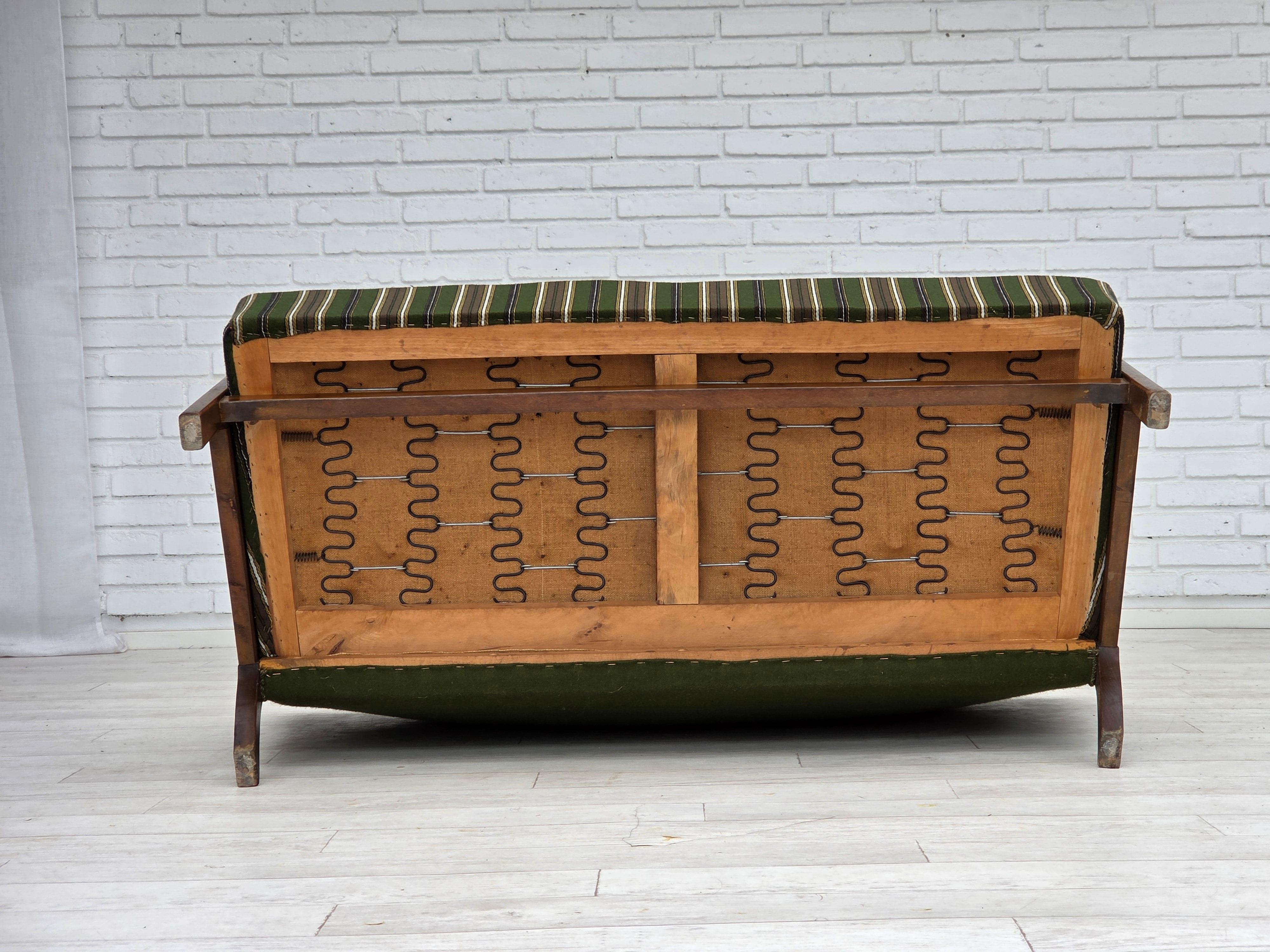 1960s, Danish 2-seater sofa, furniture wool, beech wood, original. For Sale 1