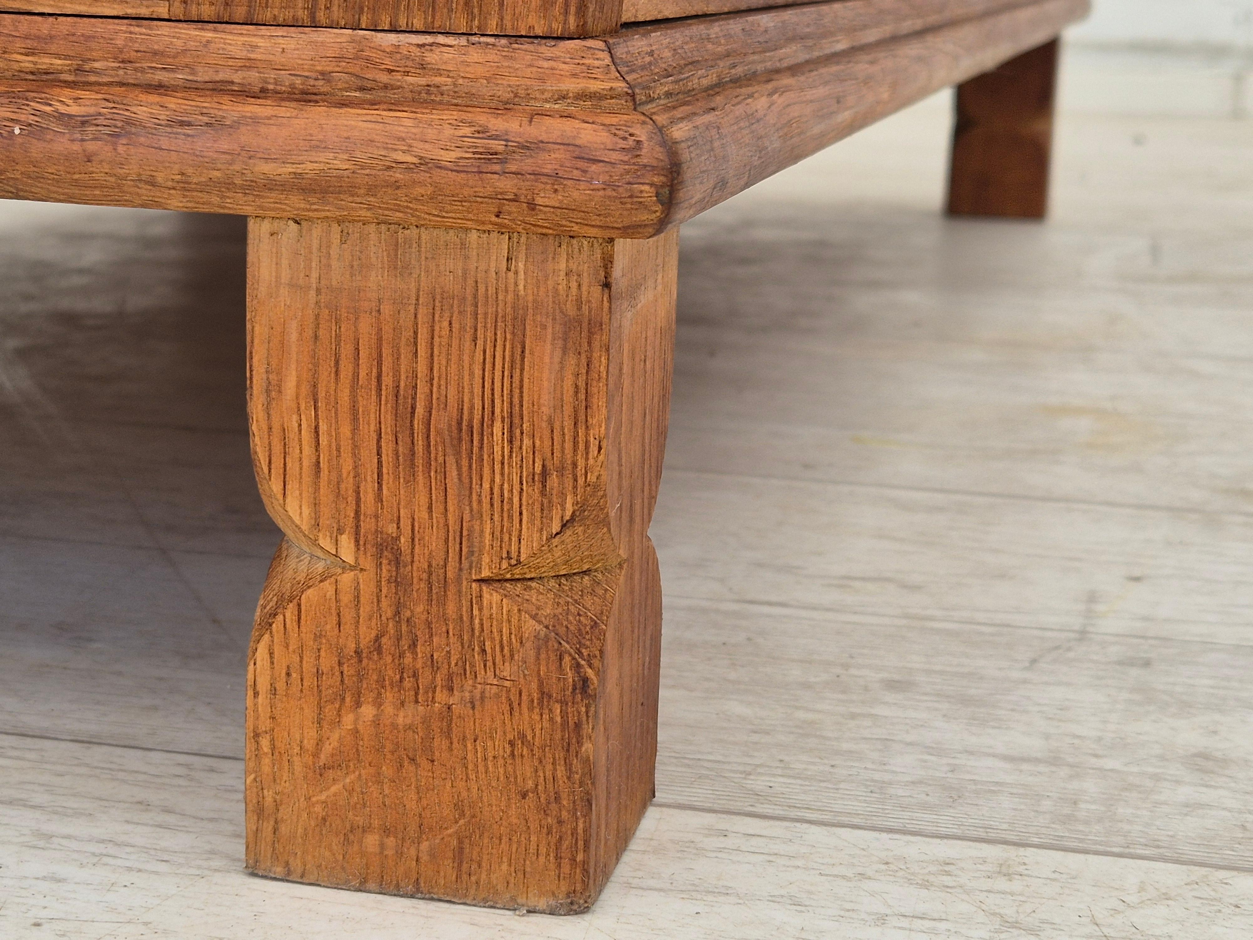 1960er Jahre, Dänisches 2-Sitzer-Sofa, Möbelwolle, Eichenholz, Orginalzustand. im Angebot 5