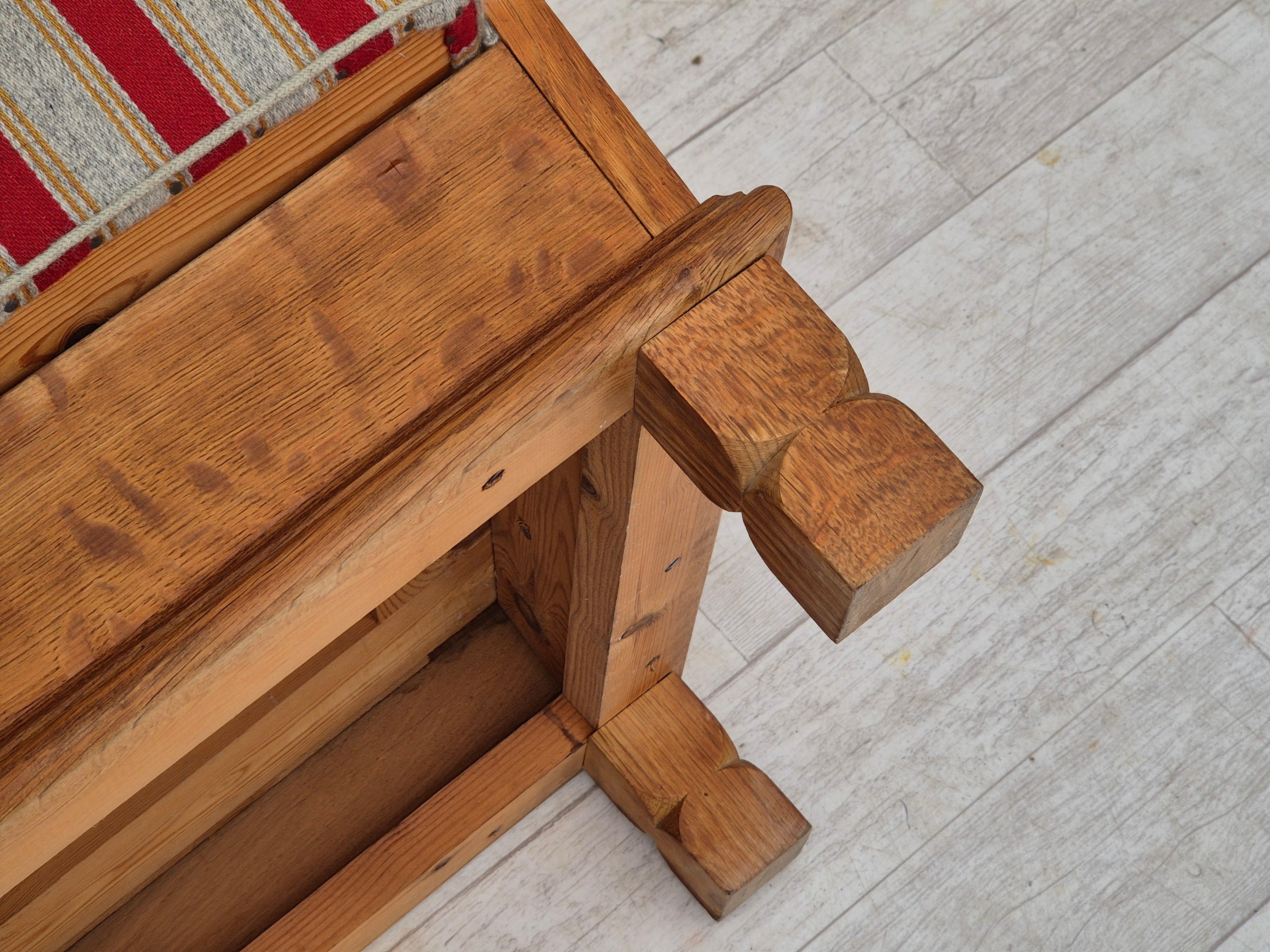 1960er Jahre, Dänisches 2-Sitzer-Sofa, Möbelwolle, Eichenholz, Orginalzustand. im Angebot 8
