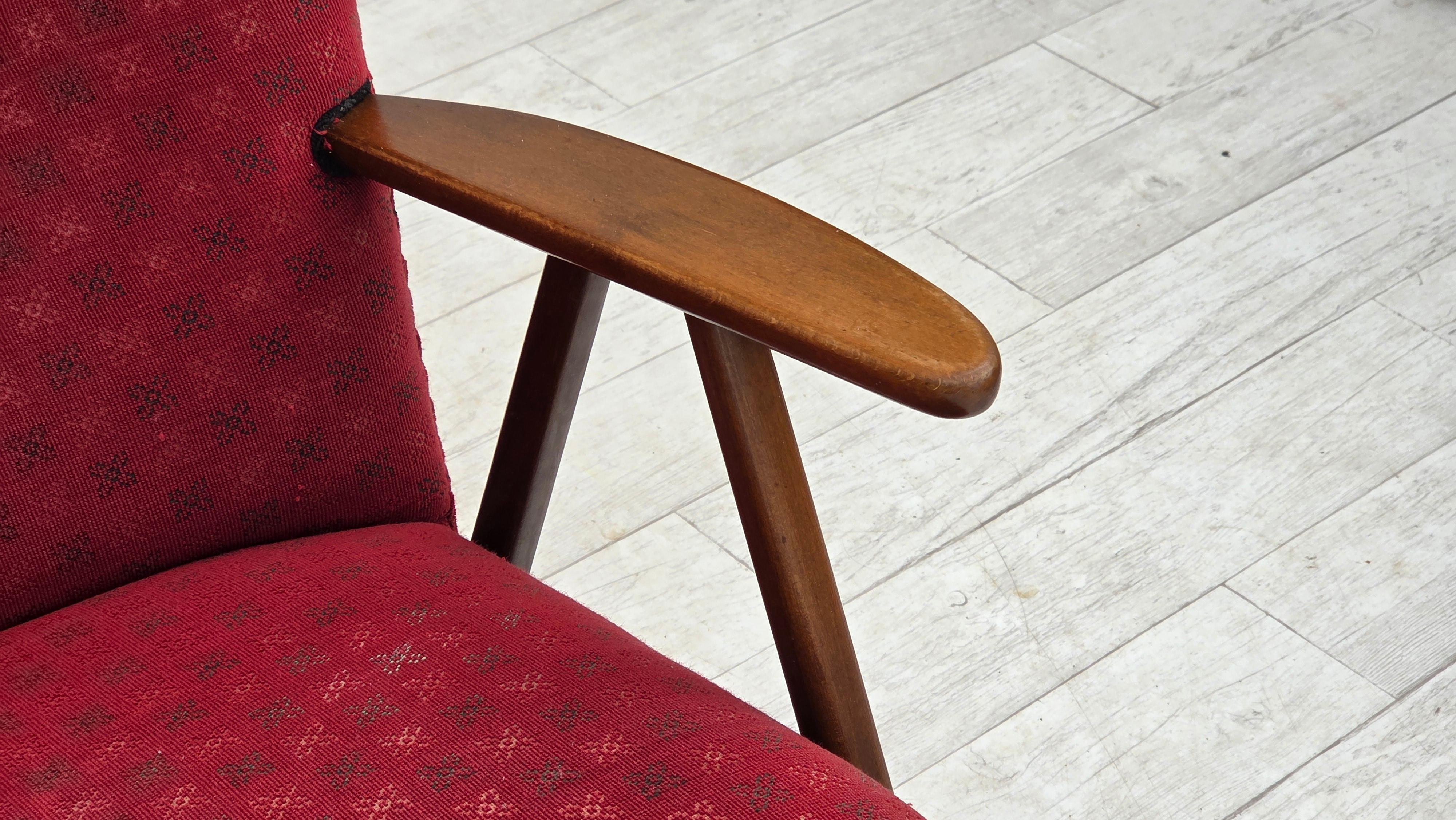 1960s, Danish 2-seater sofa, red furniture fabric, beech wood legs and armrests. For Sale 8