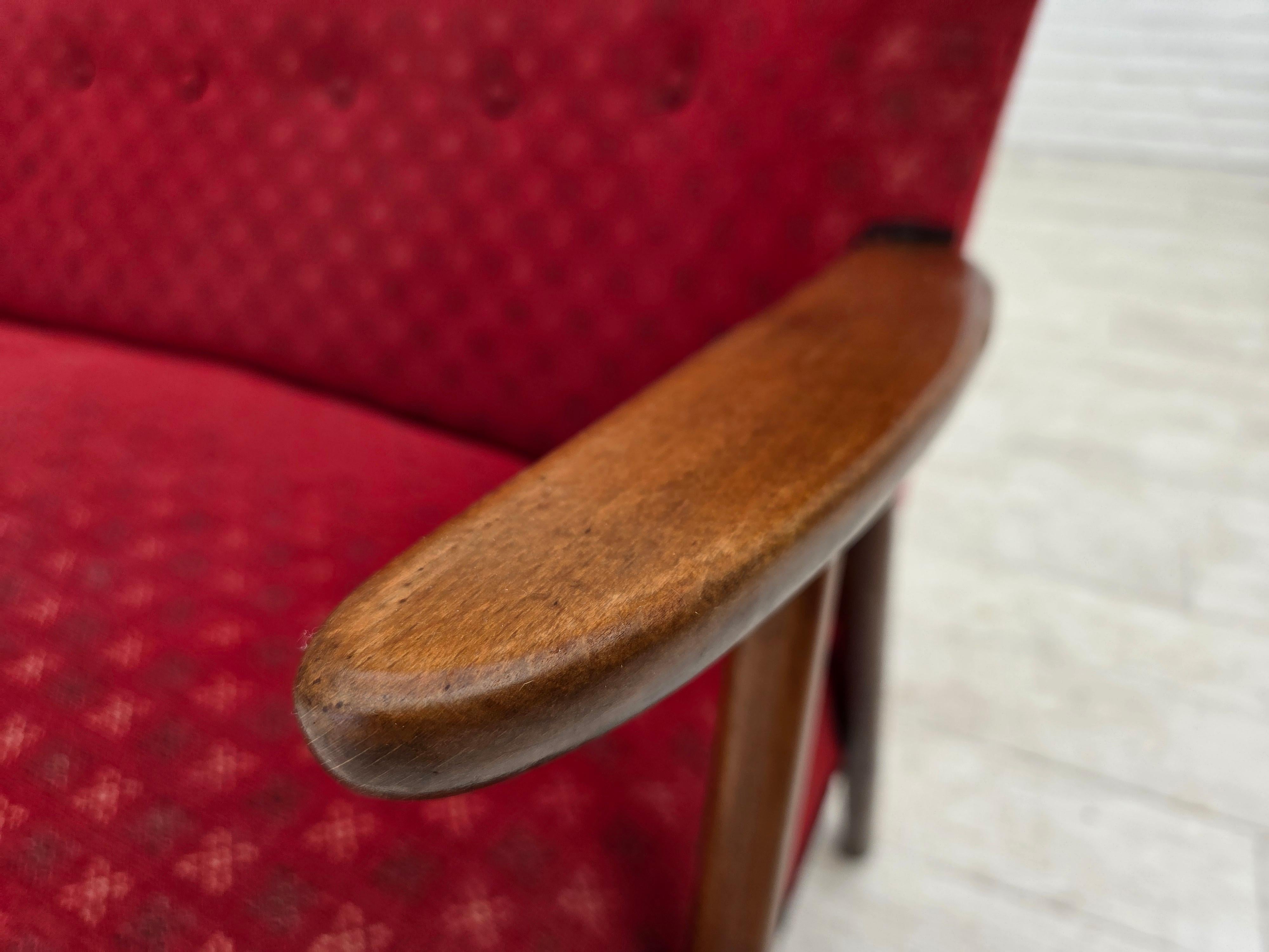 1960s, Danish 2-seater sofa, red furniture fabric, beech wood legs and armrests. For Sale 10