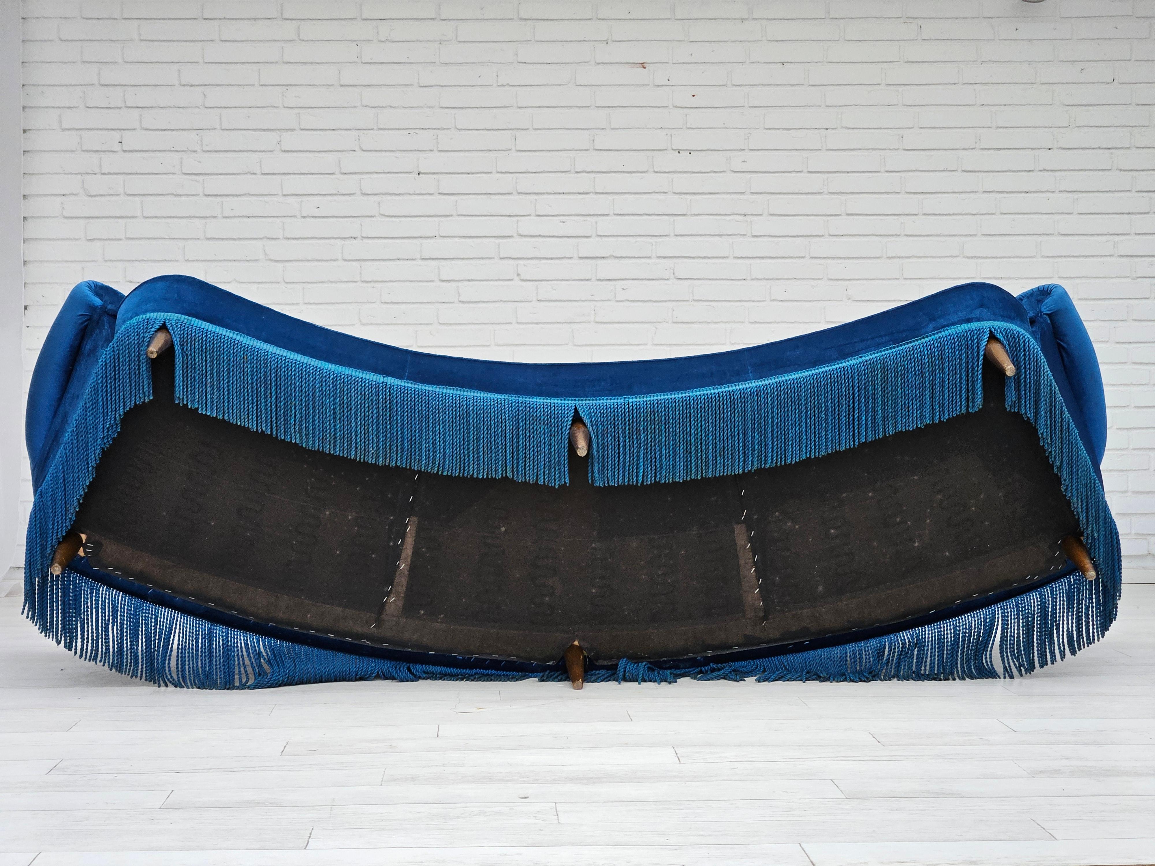 1960s, Danish 3-seater curved sofa, blue furniture velour, beech wood legs. For Sale 3