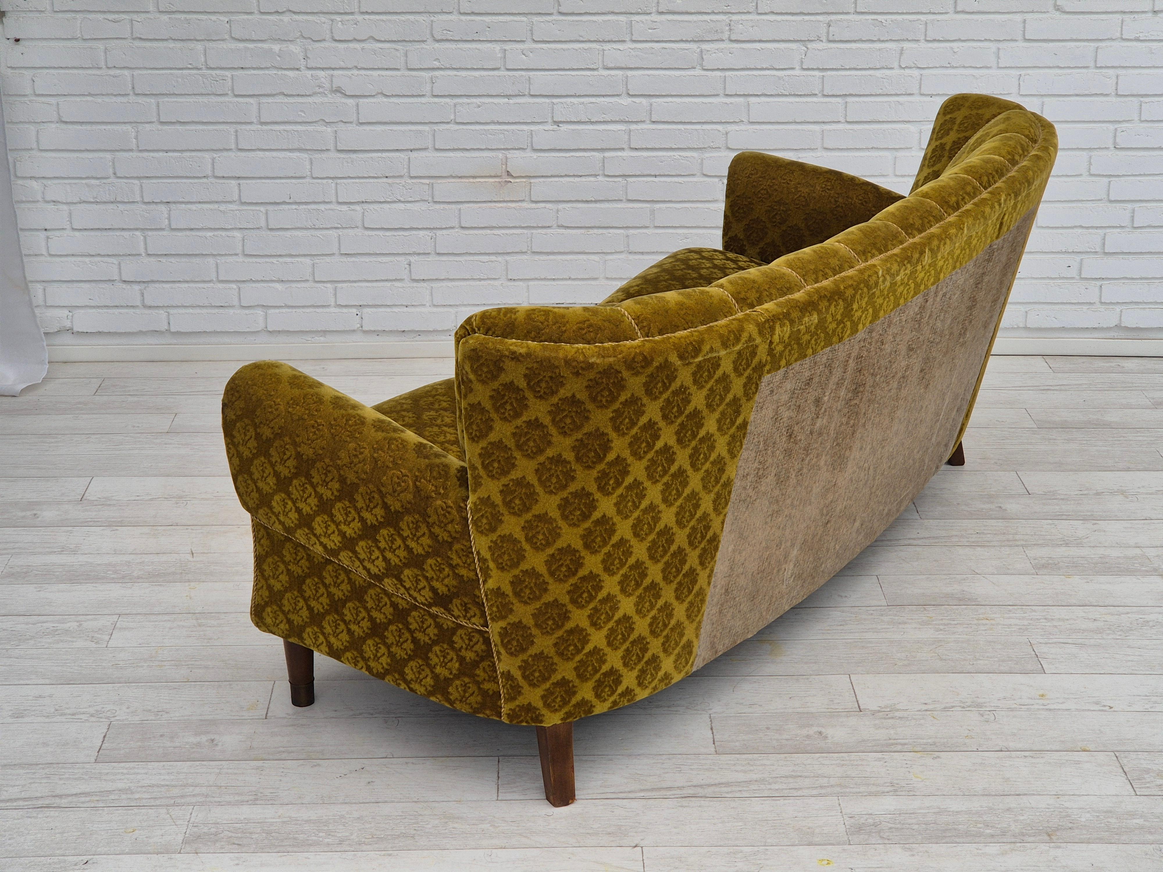 1960s, Danish 3 seater curved sofa, original condition, furniture velour, beech. For Sale 8