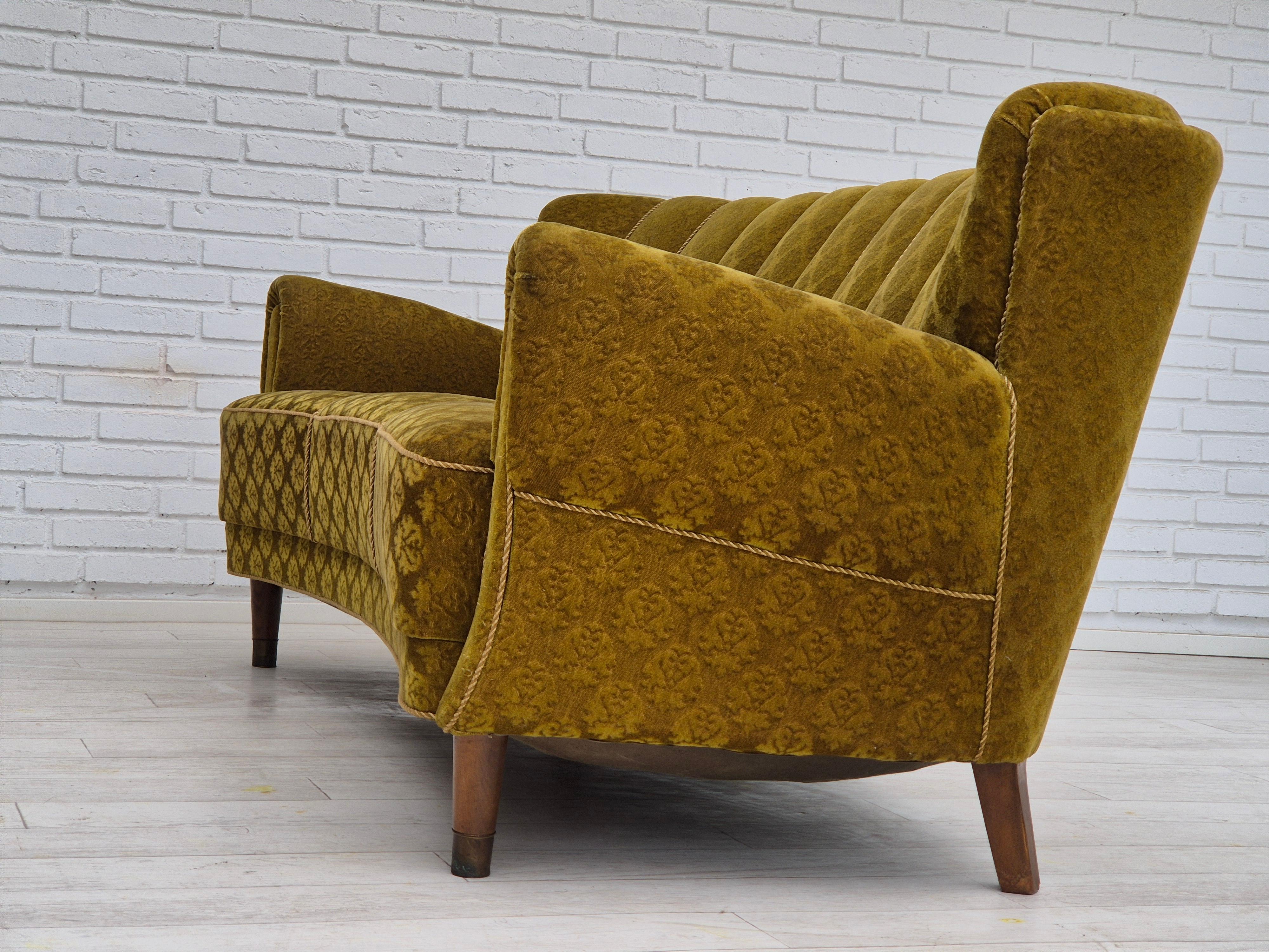 1960s, Danish 3 seater curved sofa, original condition, furniture velour, beech. For Sale 10