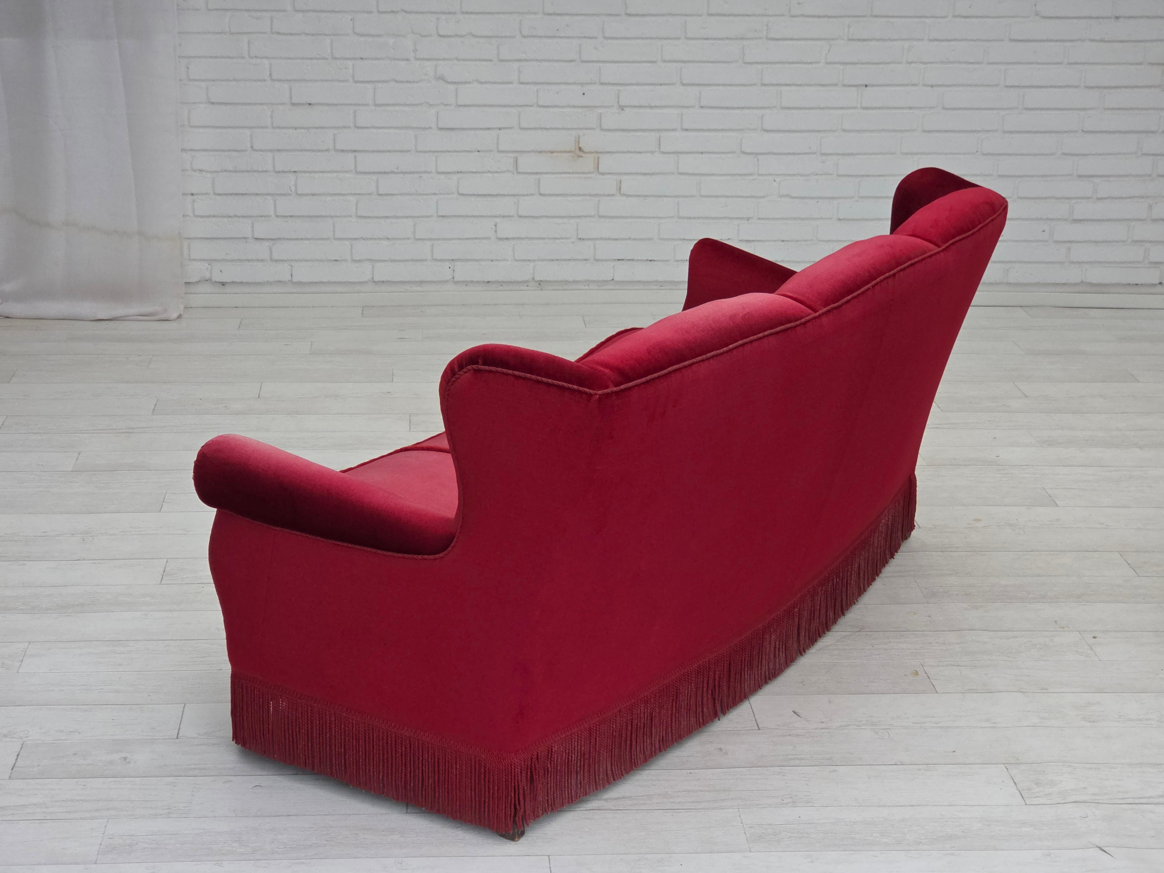 1960s, Danish 3-seater curved sofa, red furniture velour. For Sale 1