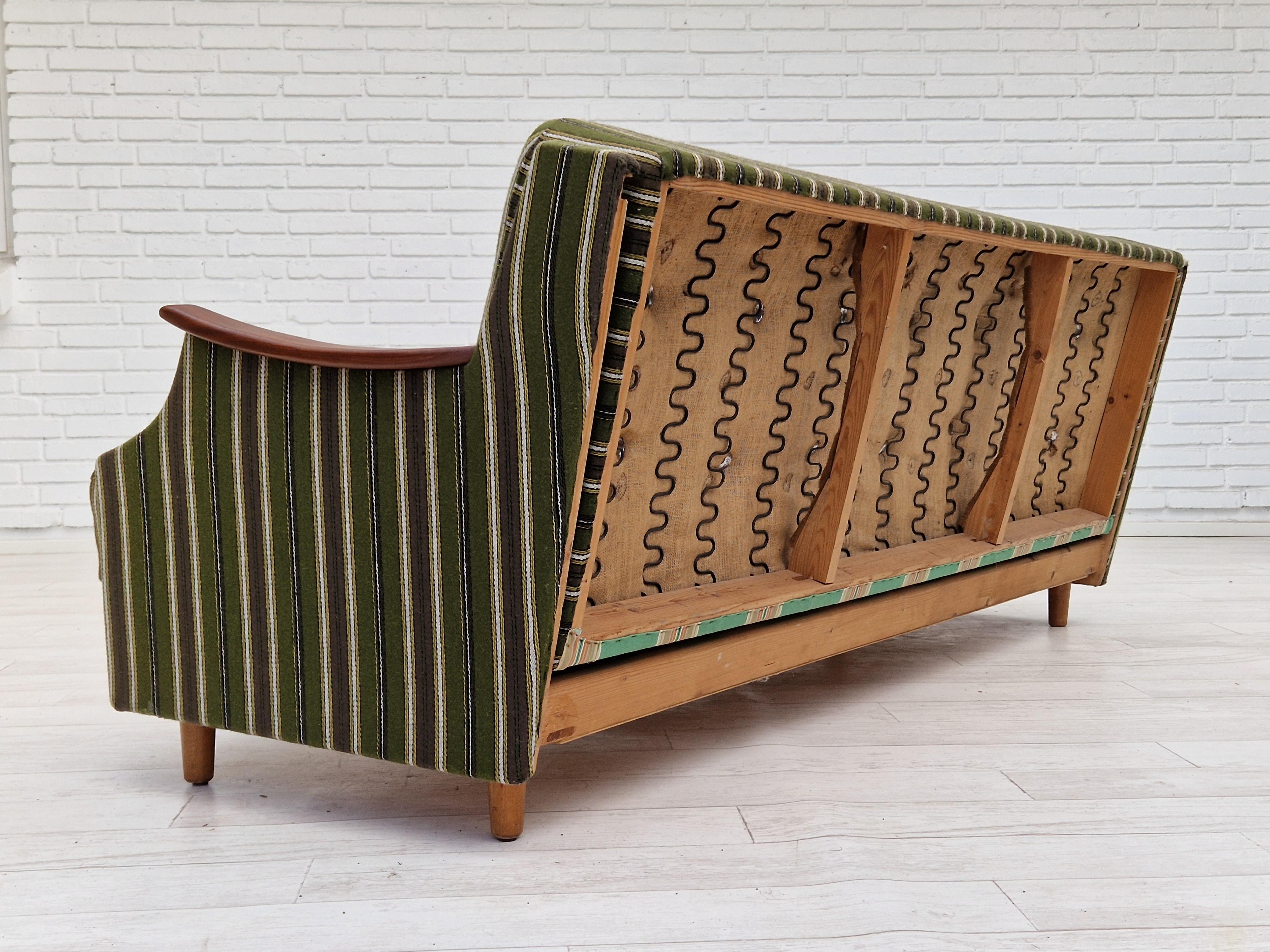 1960s, Danish 3 Seater Folded Sleeping Sofa, Original Very Good Condition 9