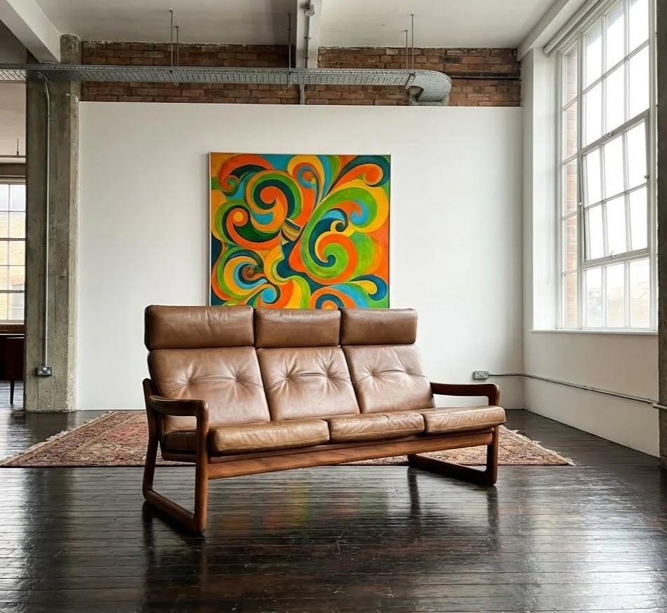 1960s Danish 3 seater sofa ib solid teak .
Organically shaped frame with wonderful 
Learher cushions.Make for an extremely
Comfortable 3 seater 3 seater sofa Cc Komfort