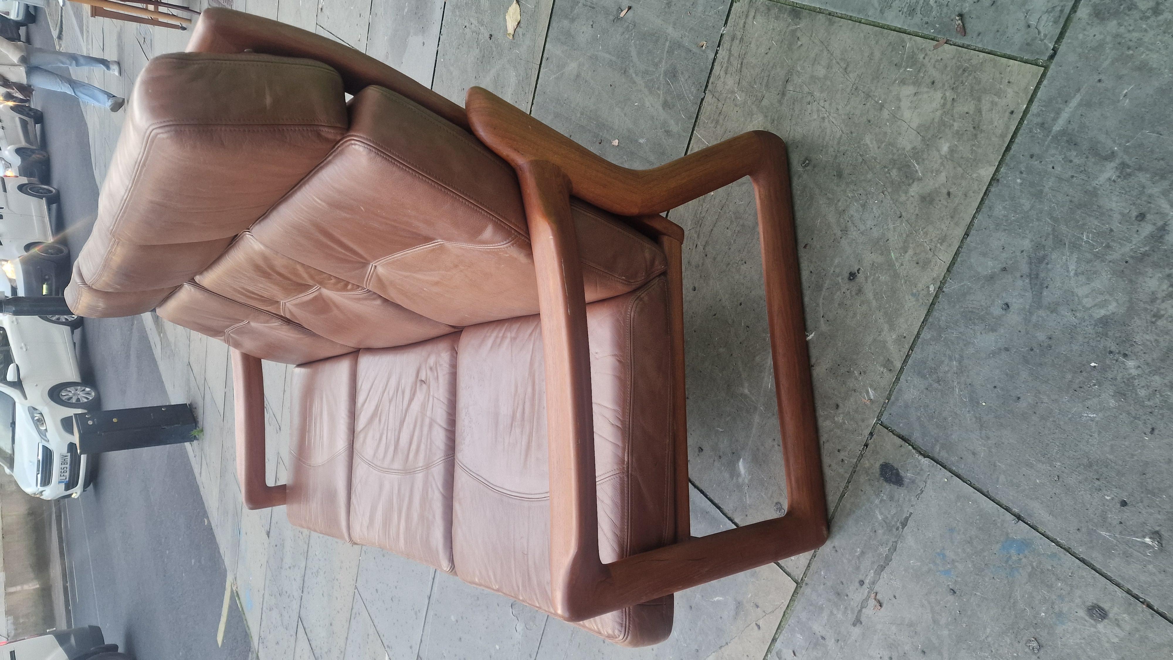 20th Century 1960s Danish 3 seater leather sofa by Komfort For Sale