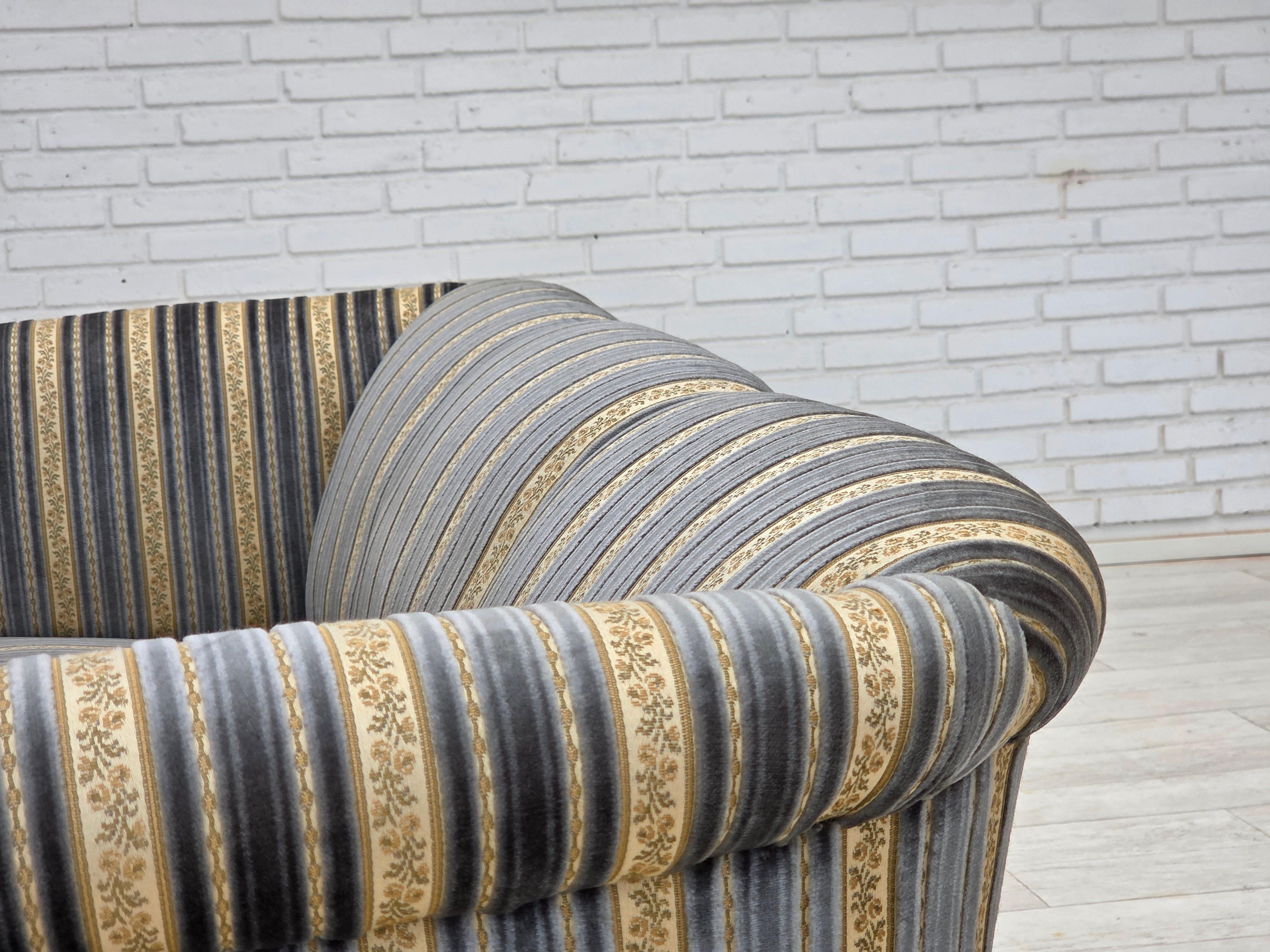1960s, Danish 3-seater sofa, blue/beige furniture velour, beech wood legs. For Sale 12
