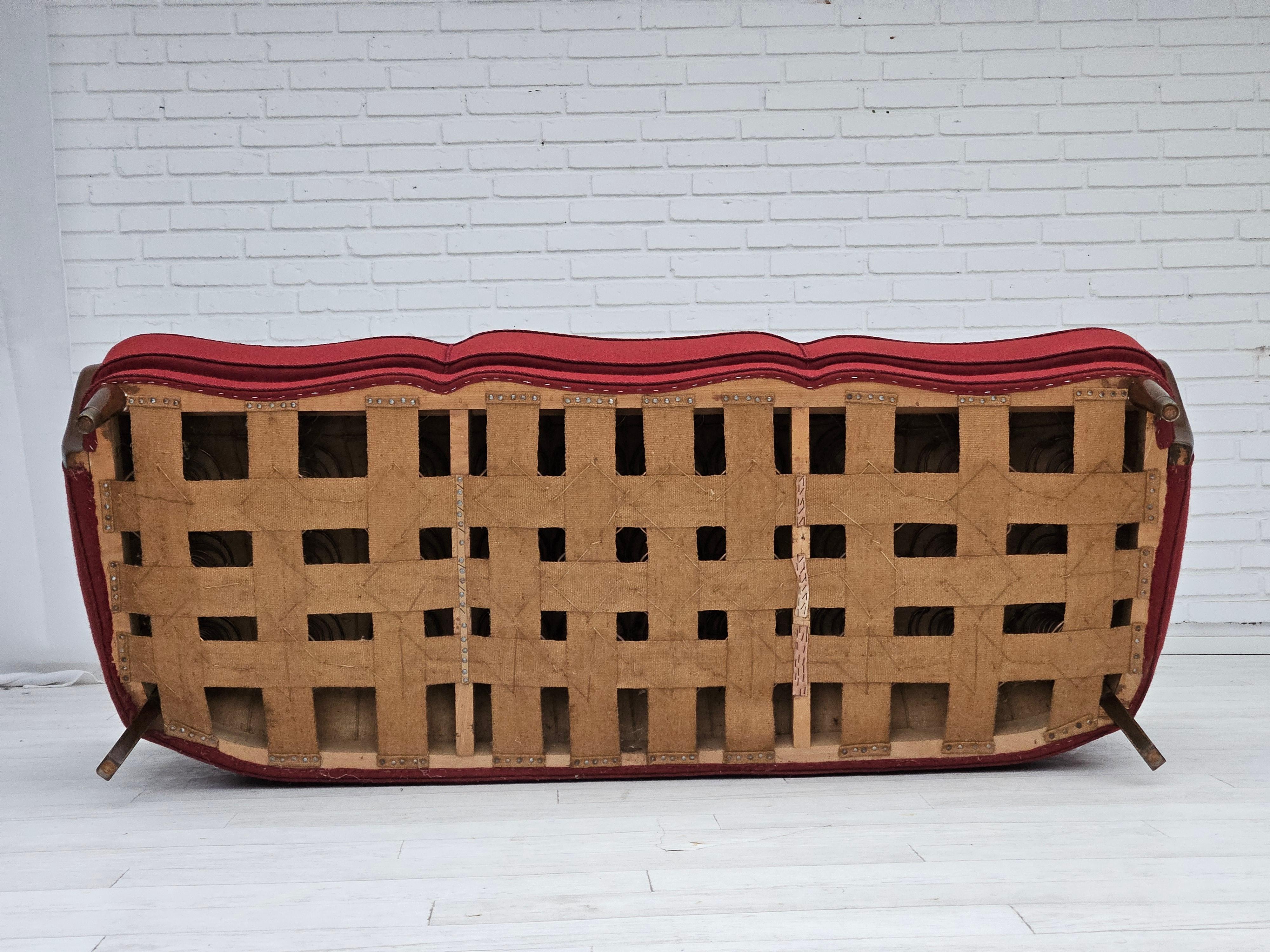 1960s, Danish 3-seater sofa by Alfred Christensen, red furniture wool, original. For Sale 6