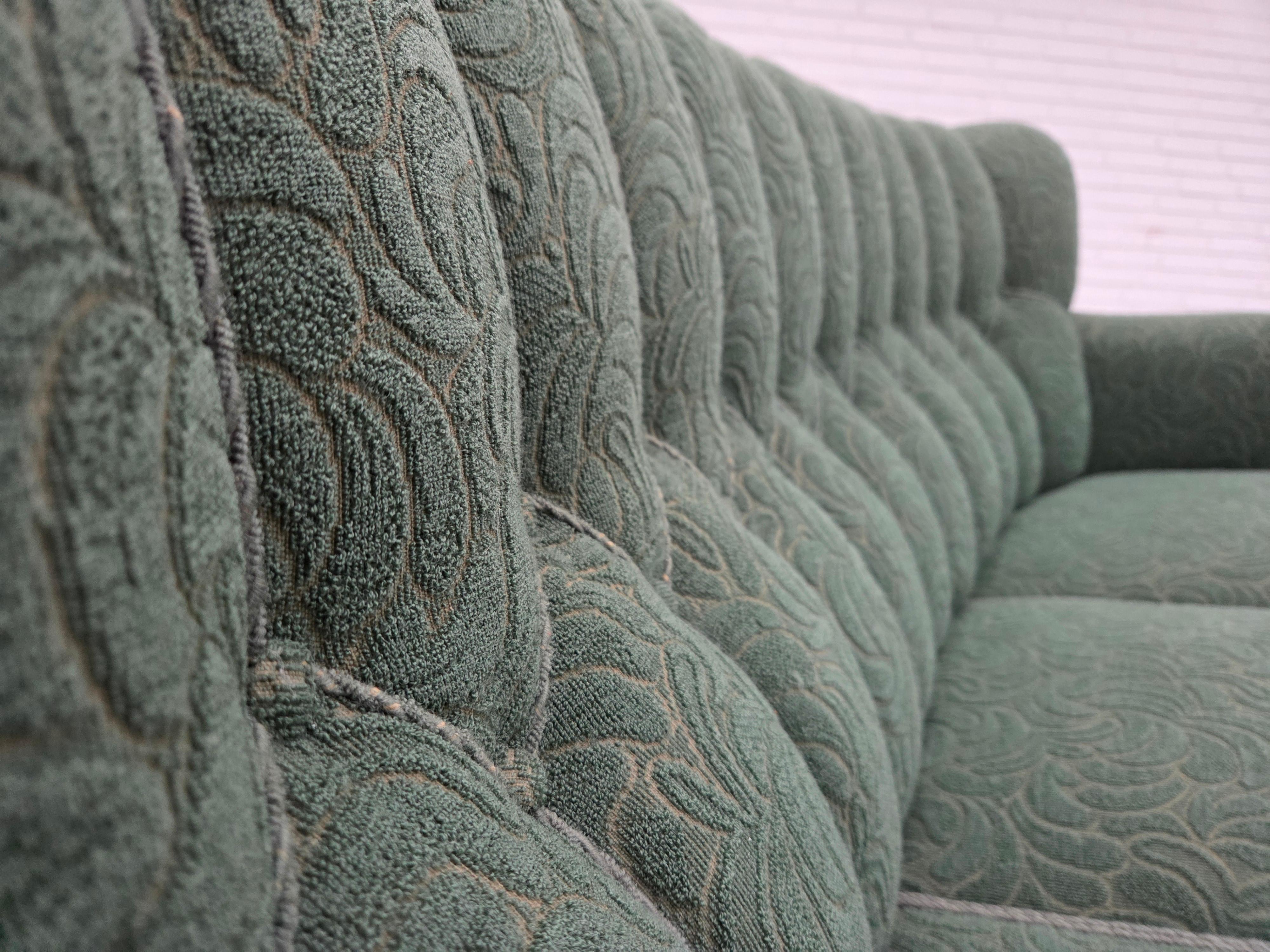 Años 60, sofá danés de 3 plazas, muebles de lana verde, madera de roble. en venta 10