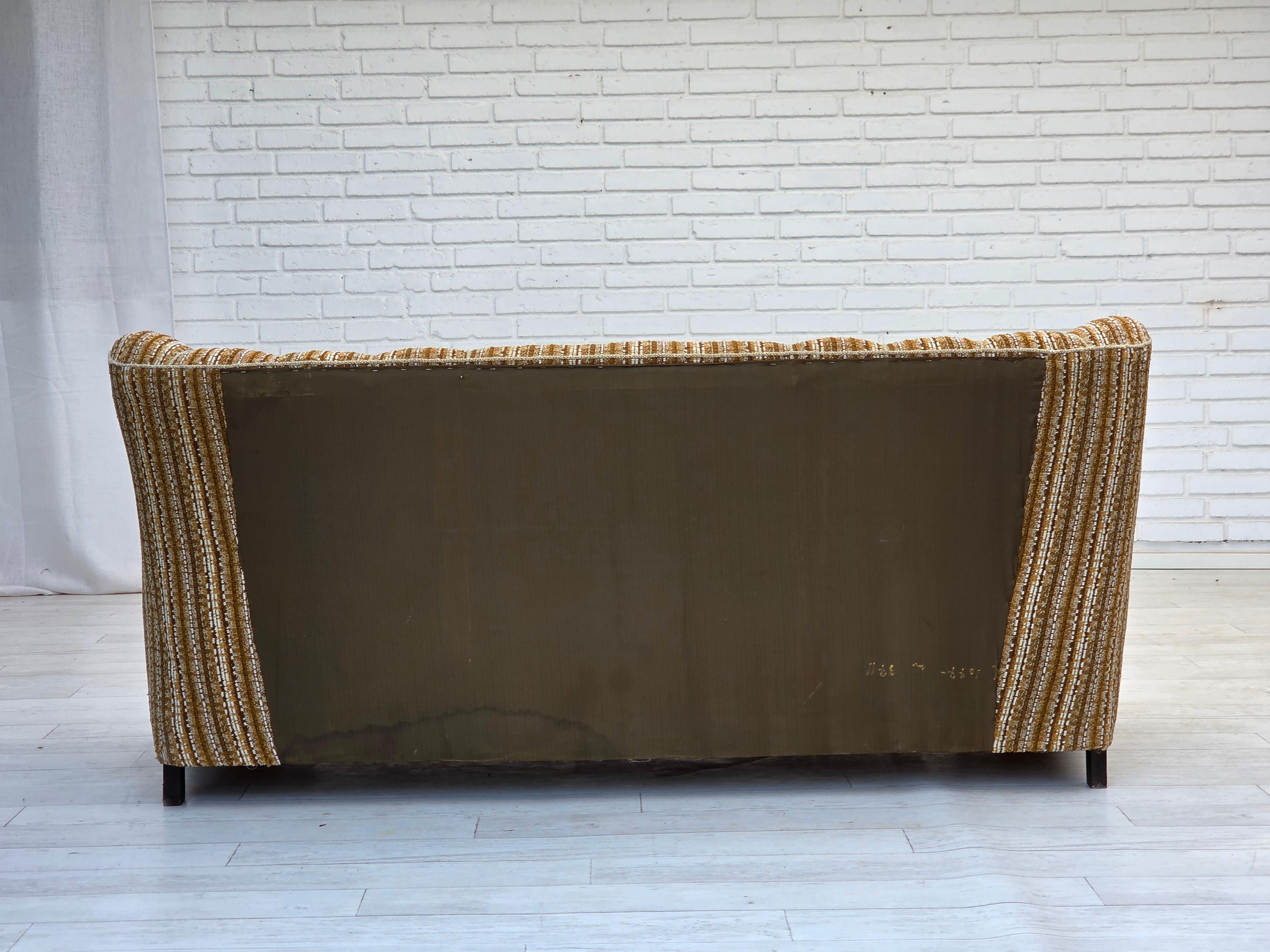 1960, Woodeche, canapé 3 places, original, laine d'ameublement marron, bois de hêtre. en vente 4