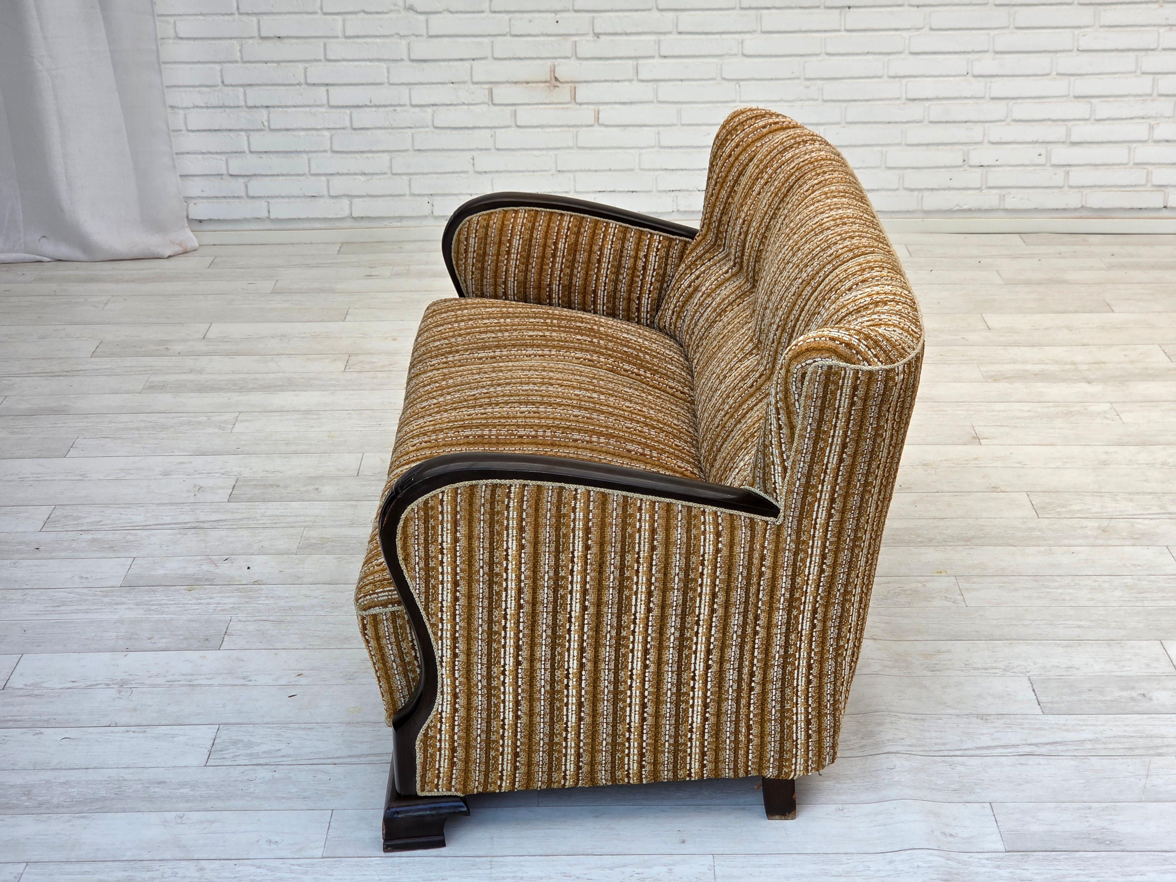 1960, Woodeche, canapé 3 places, original, laine d'ameublement marron, bois de hêtre. en vente 6