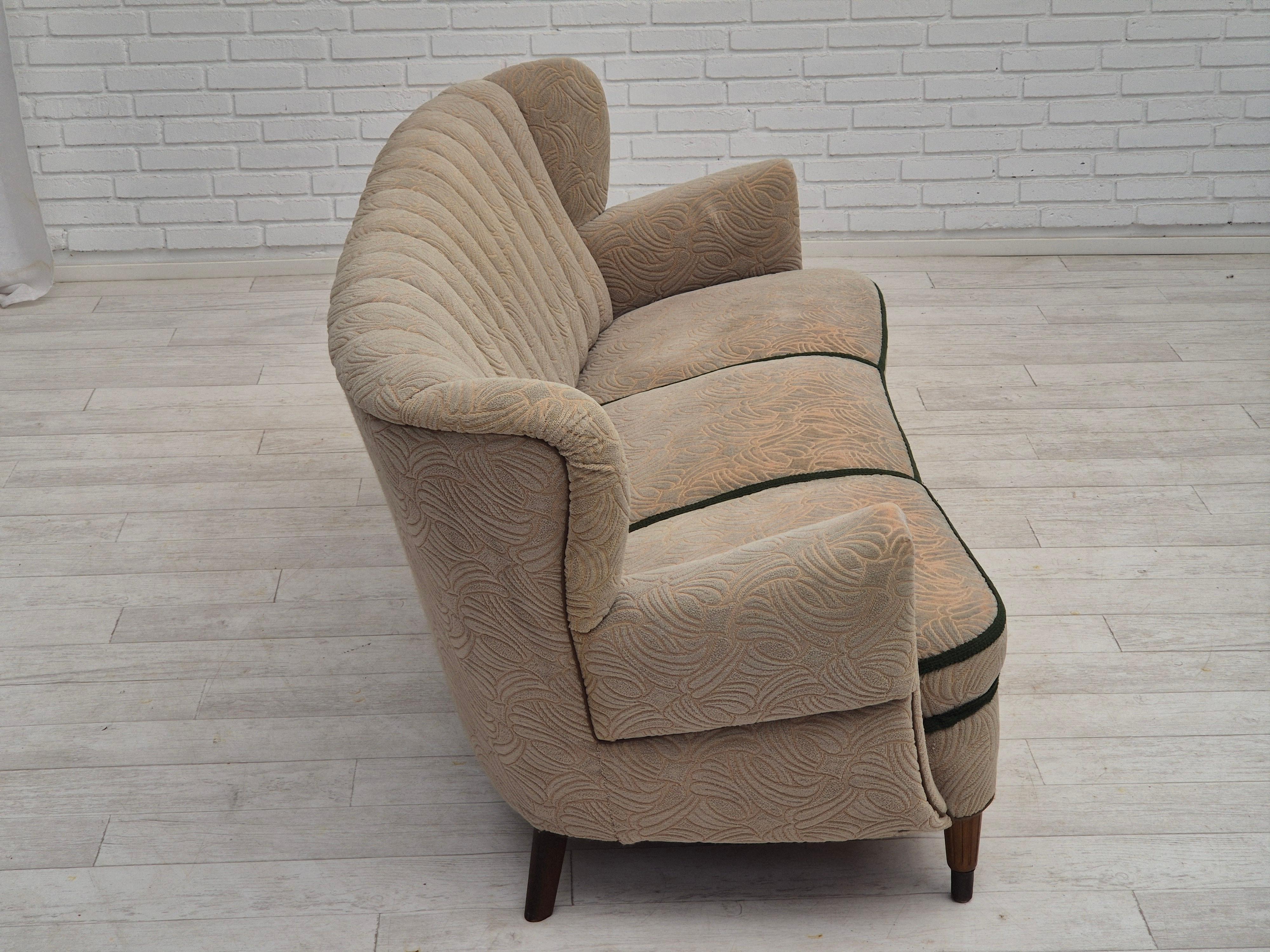 Mid-20th Century 1960s, Danish 3 seater sofa, original good condition, cotton-wool. For Sale