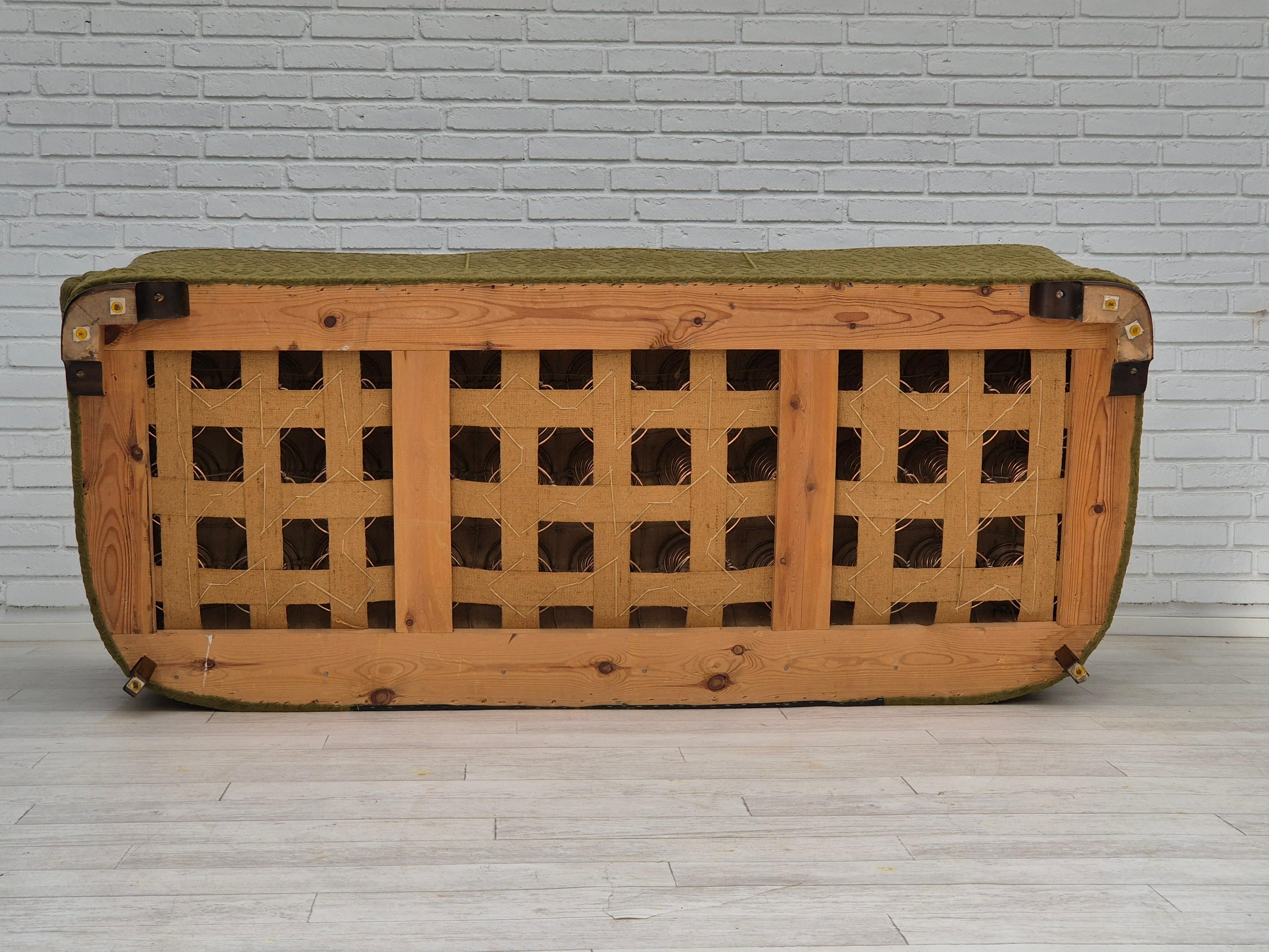 Años 60, sofá danés de 3 plazas, original en muy buen estado, tejido de algodón/lana. en venta 1