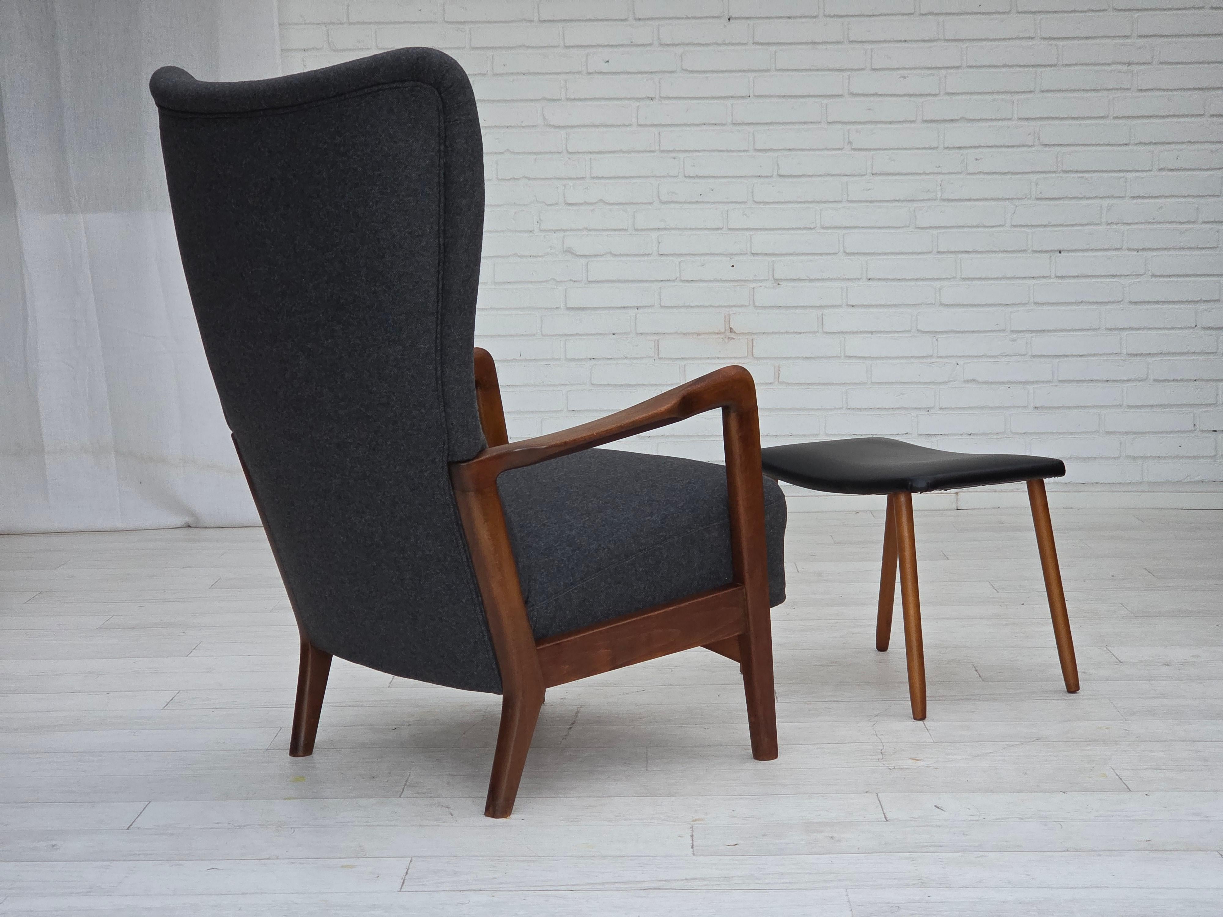 Scandinave moderne 1960s, Fauteuil danois par Fritz Hansen Model No. 8000/8020, meuble en laine. en vente