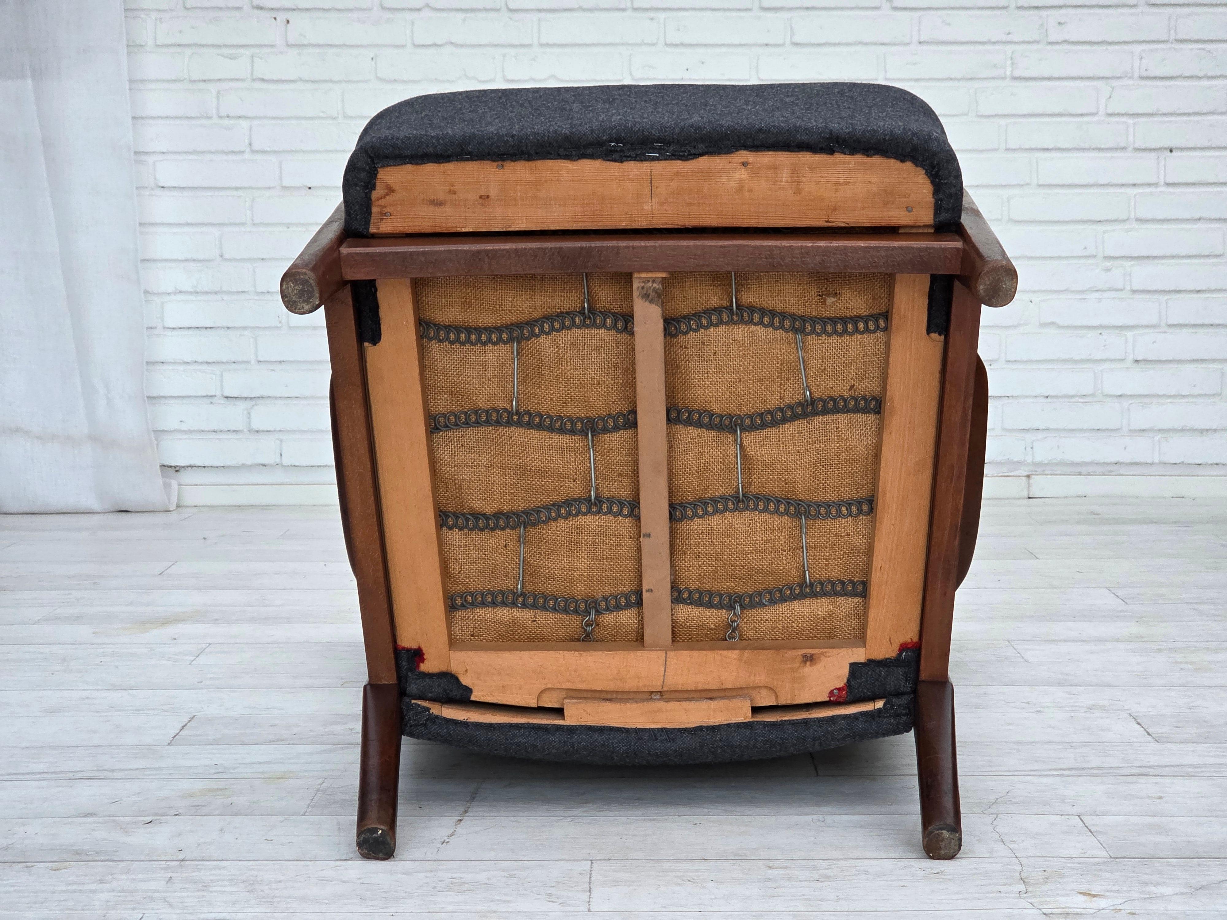 1960s, Fauteuil danois par Fritz Hansen Model No. 8000/8020, meuble en laine. Bon état - En vente à Tarm, 82