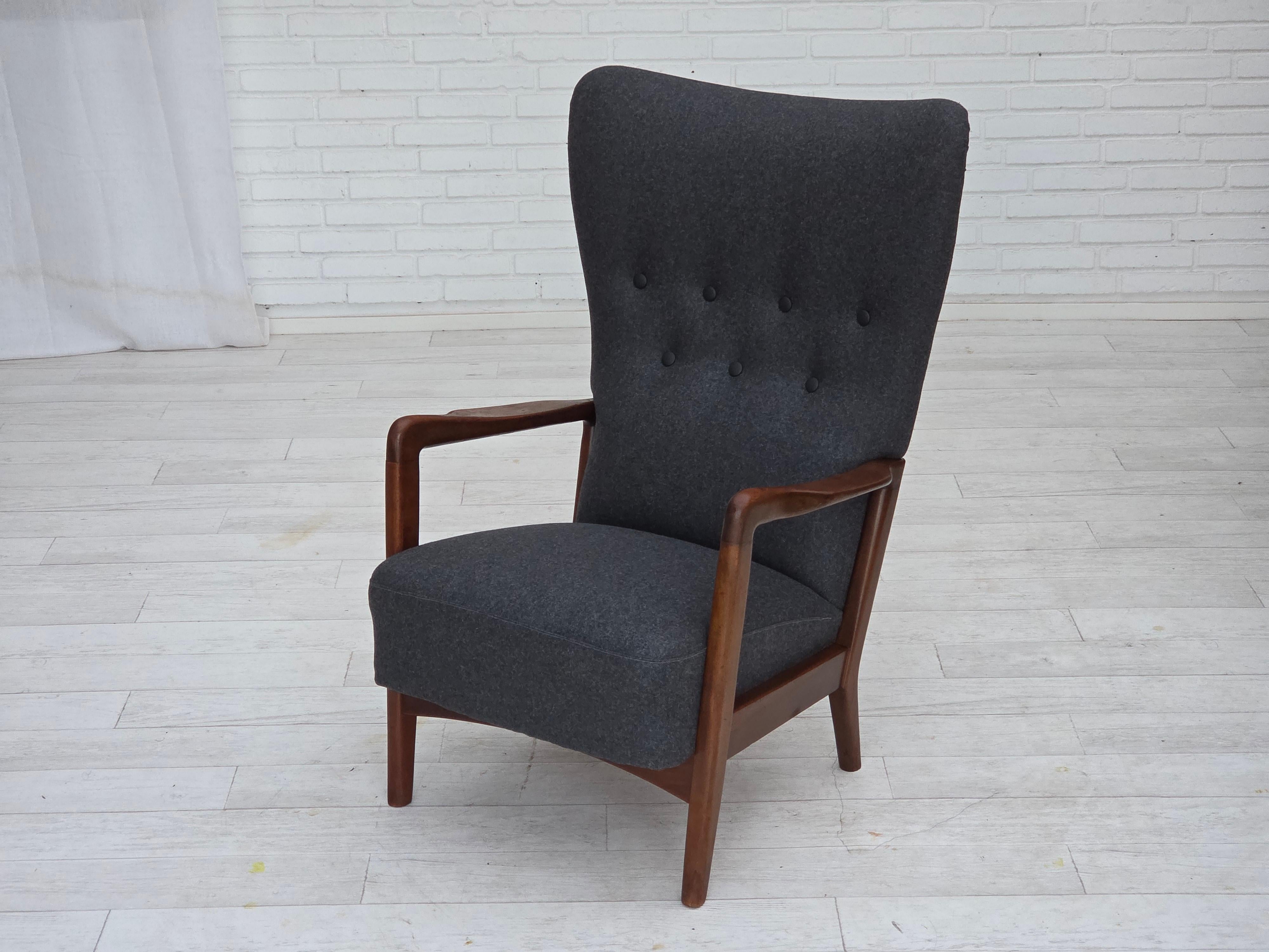 Milieu du XXe siècle 1960s, Fauteuil danois par Fritz Hansen Model No. 8000/8020, meuble en laine. en vente